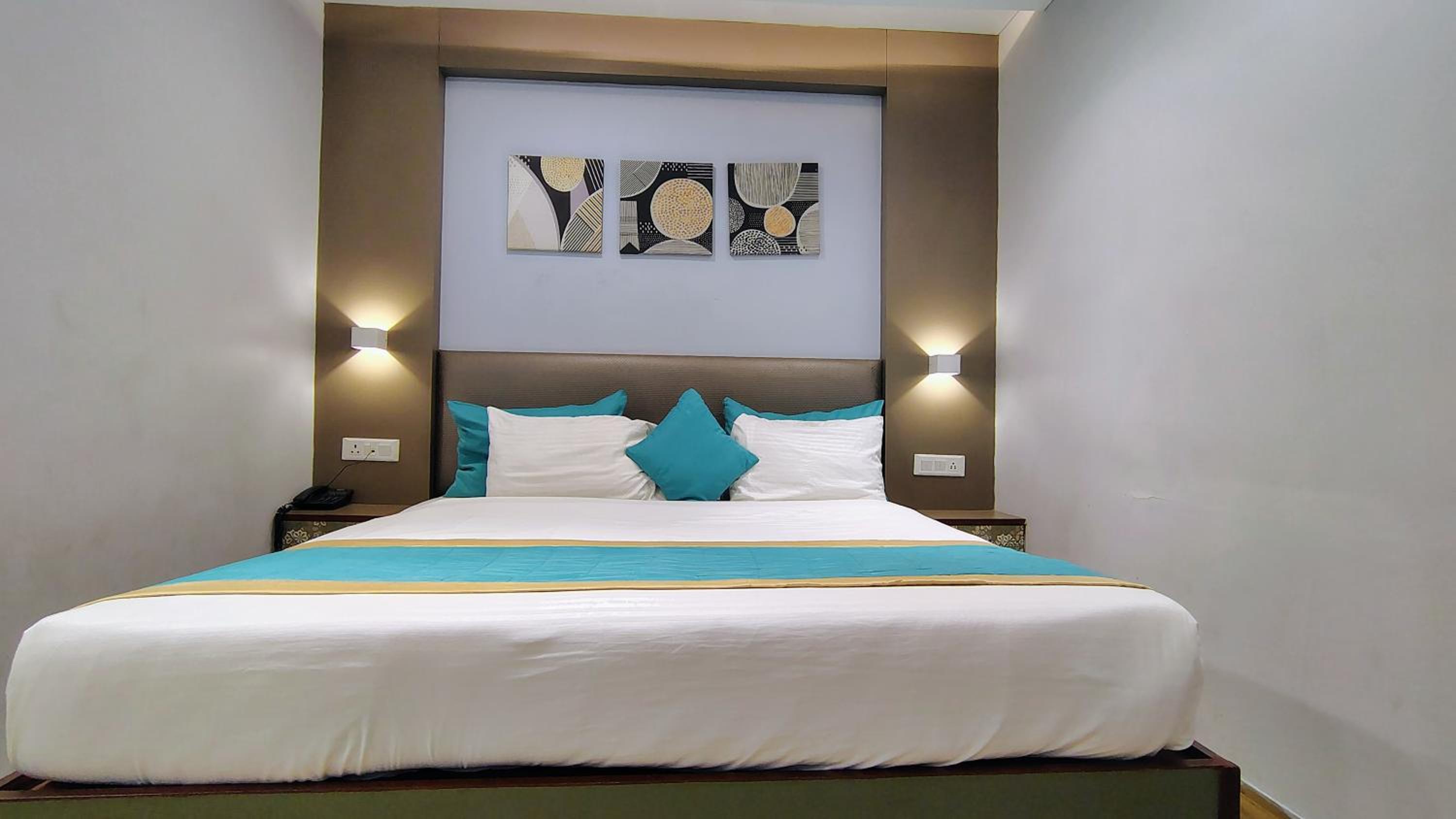 Deluxe Double Room - Photo 2