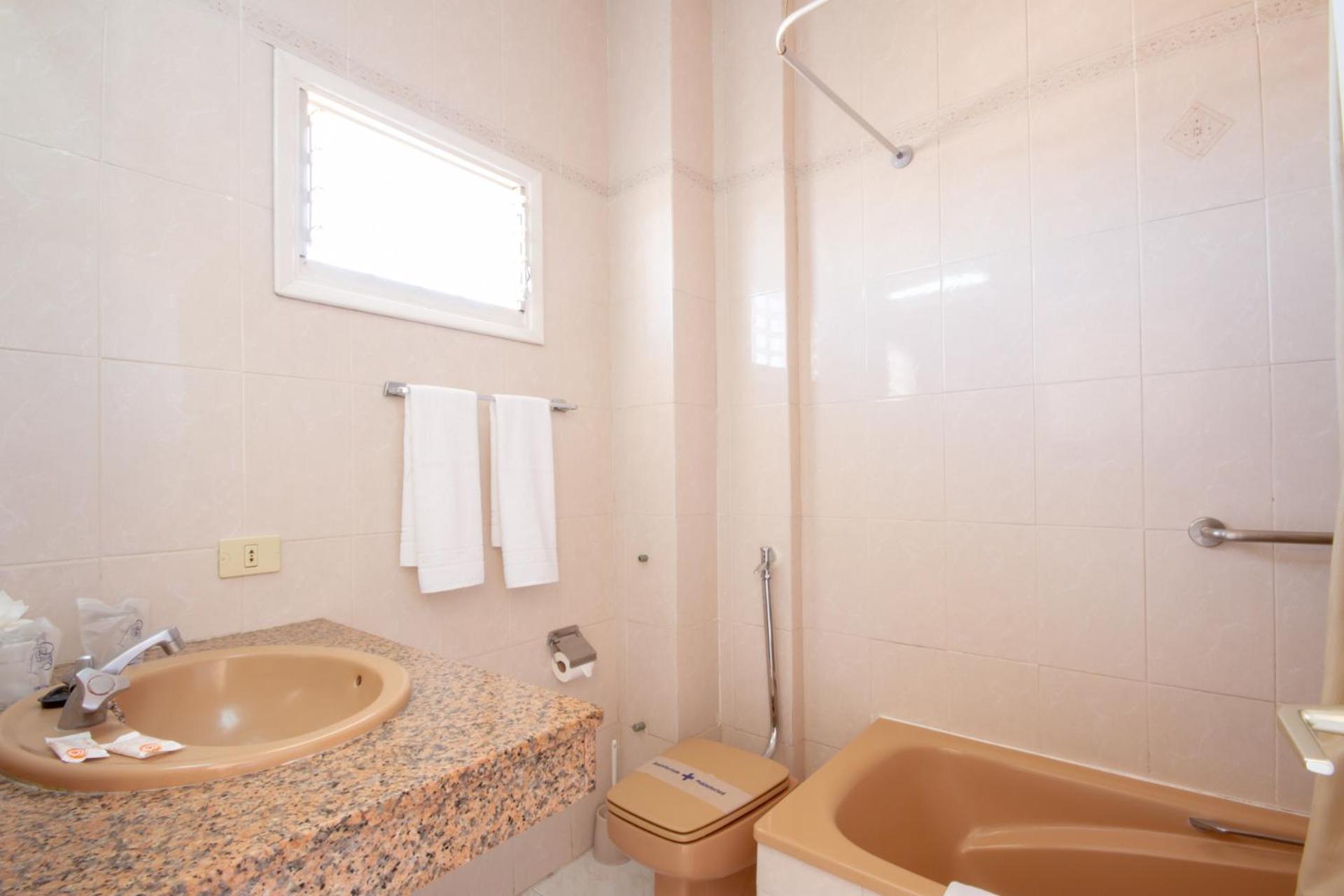 Studio (3 Adults) - Photo 2