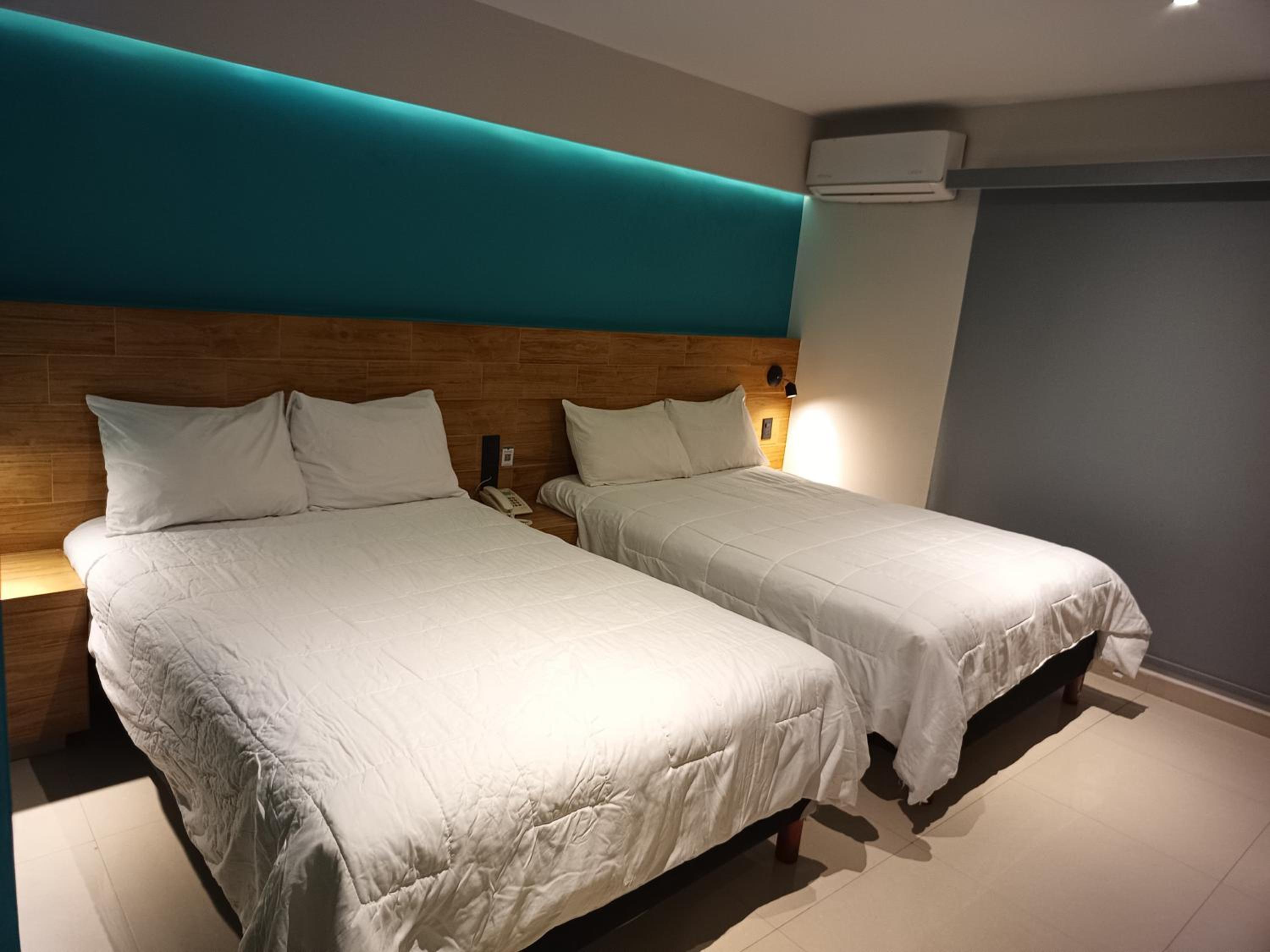 Deluxe Double Room - Photo 42