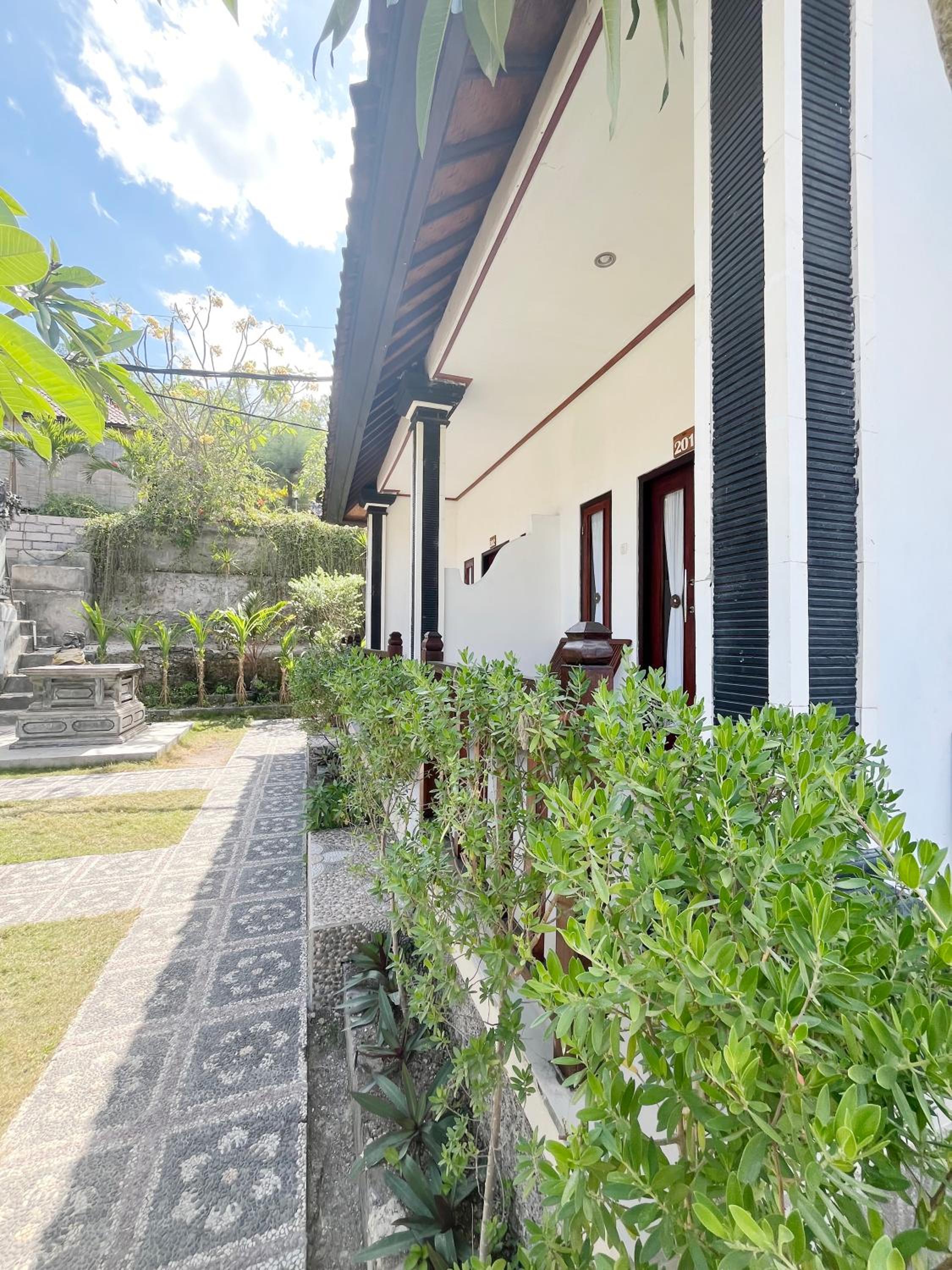 Double Room with Garden View - Photo 11