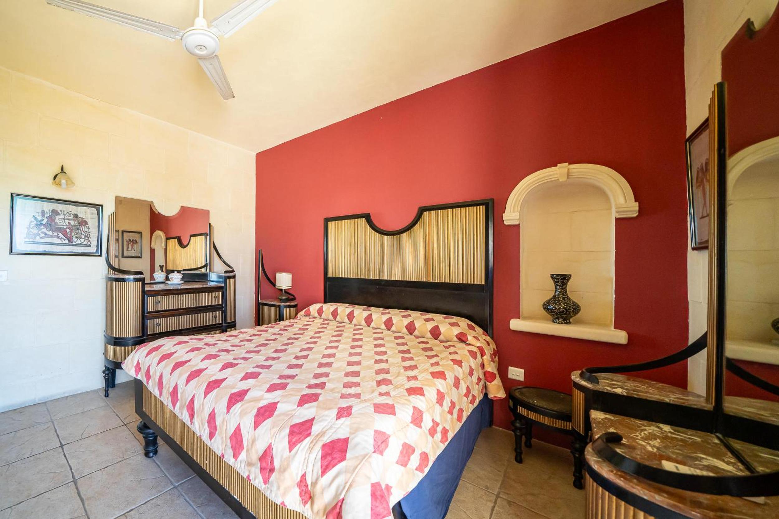 Three-Bedroom House photo 1