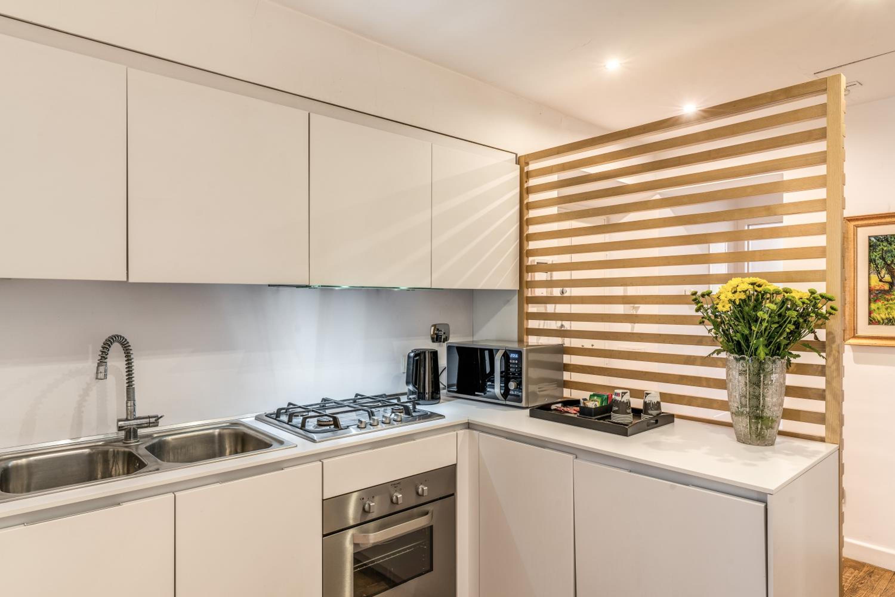 Two-Bedroom Deluxe Apartment - Annex photo 3