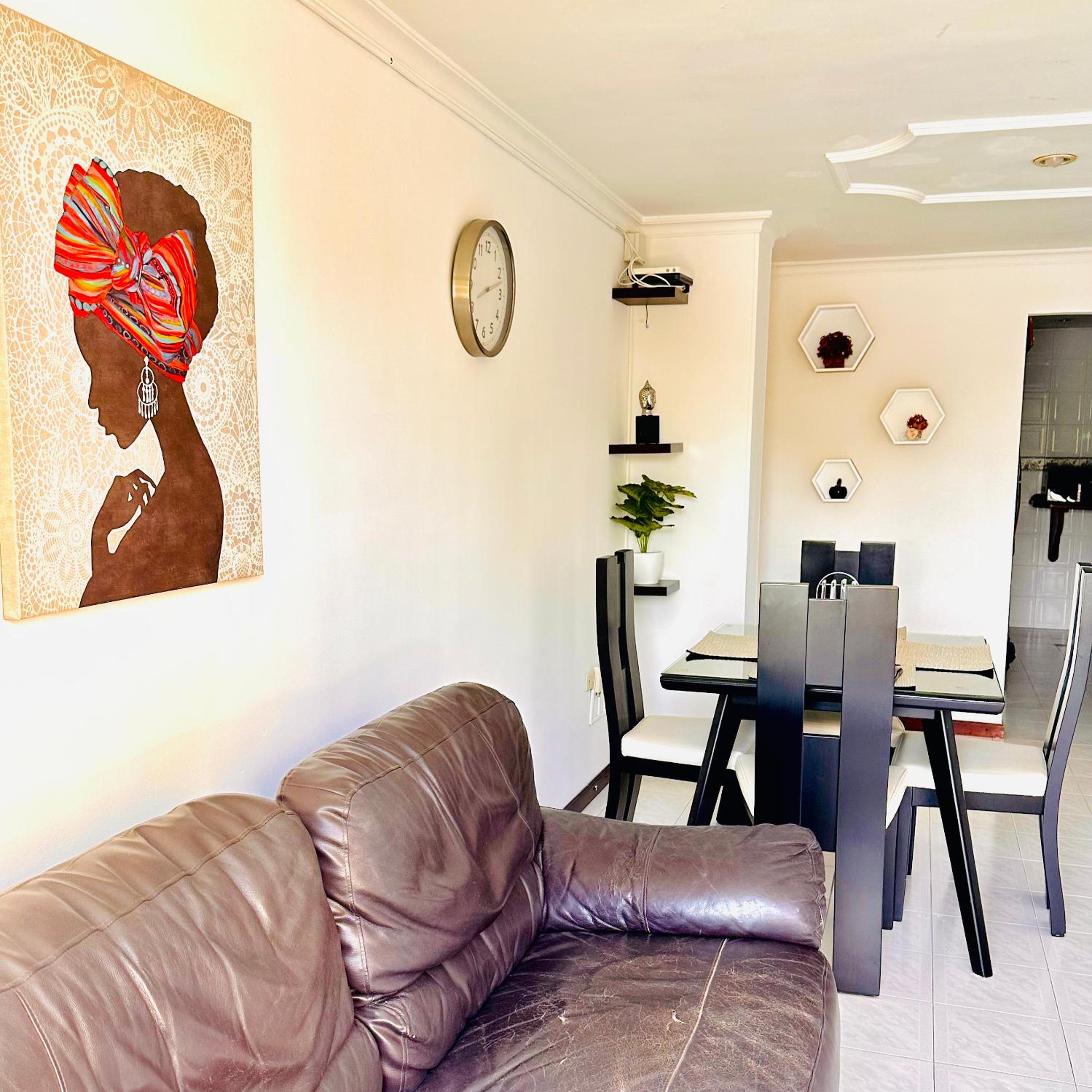 Three-Bedroom Apartment photo 2