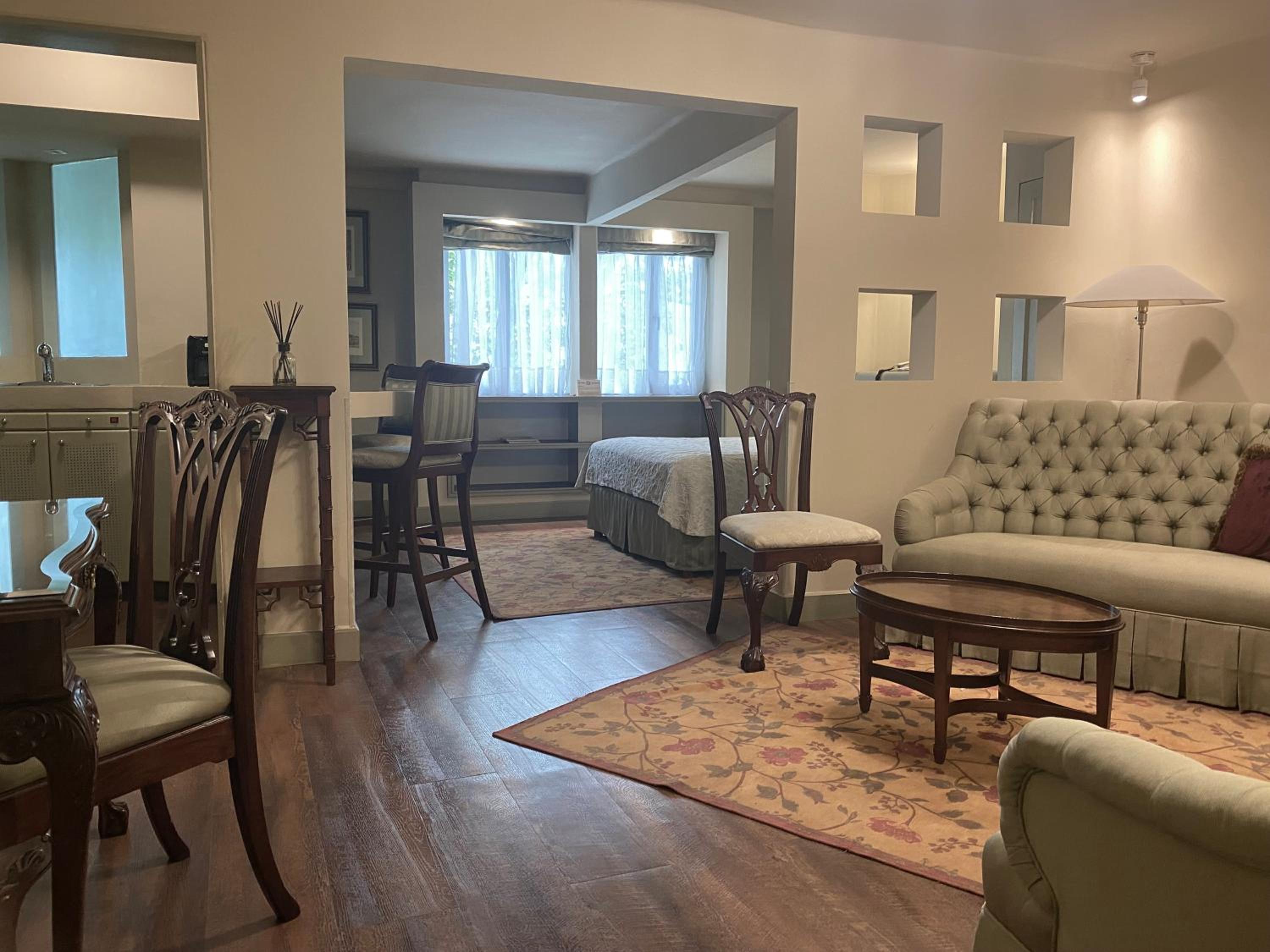 Suite 5