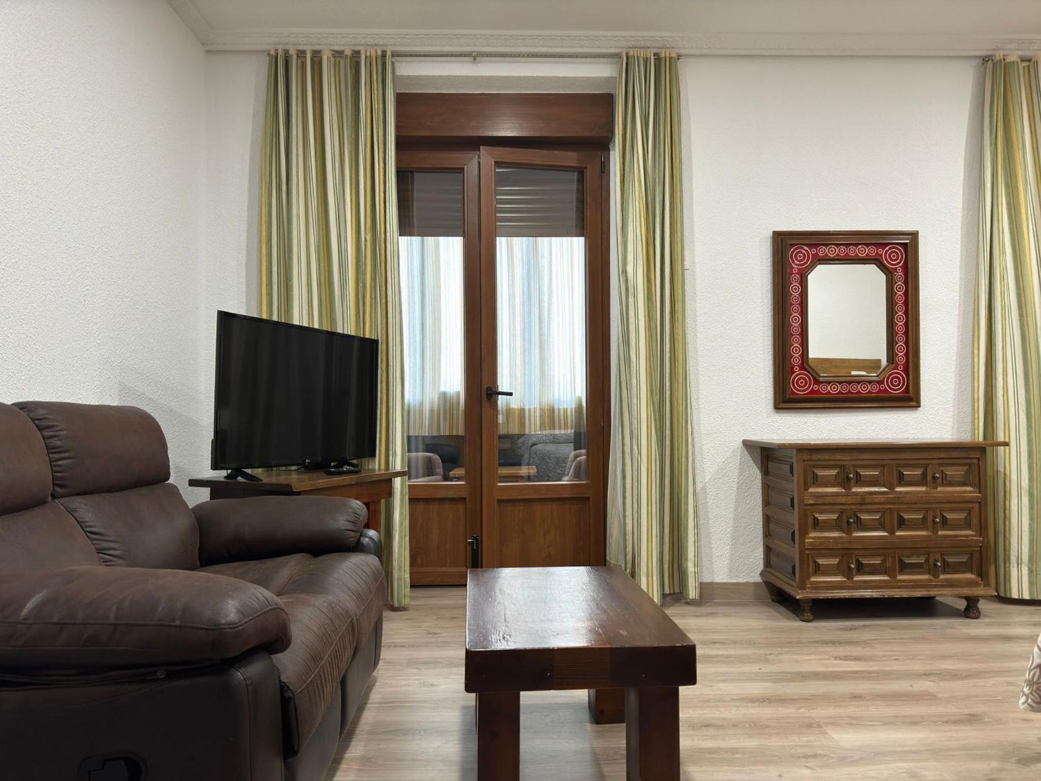 Superior Double Room - Photo 2
