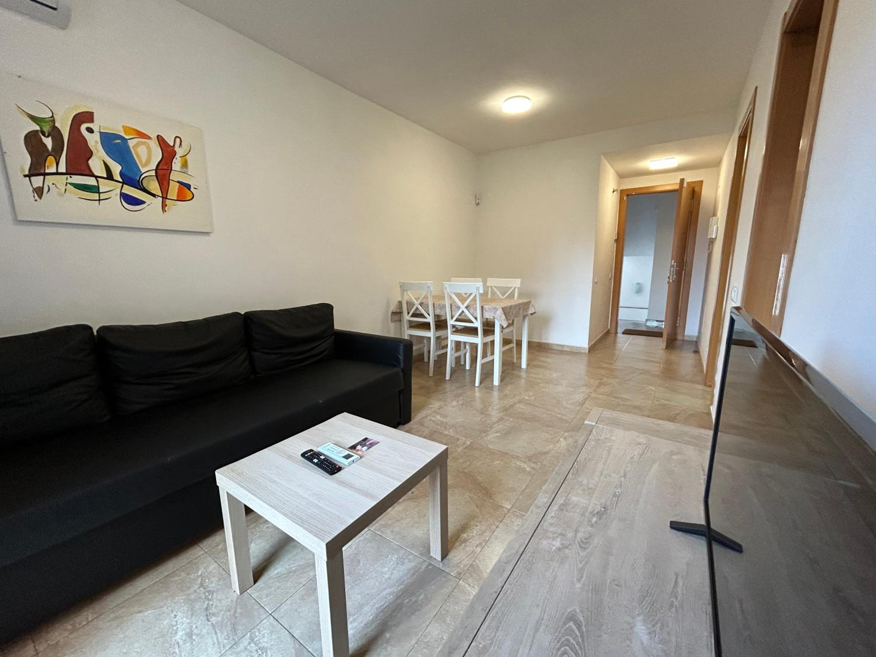 Apartamento de un dormitorio superior con balcón