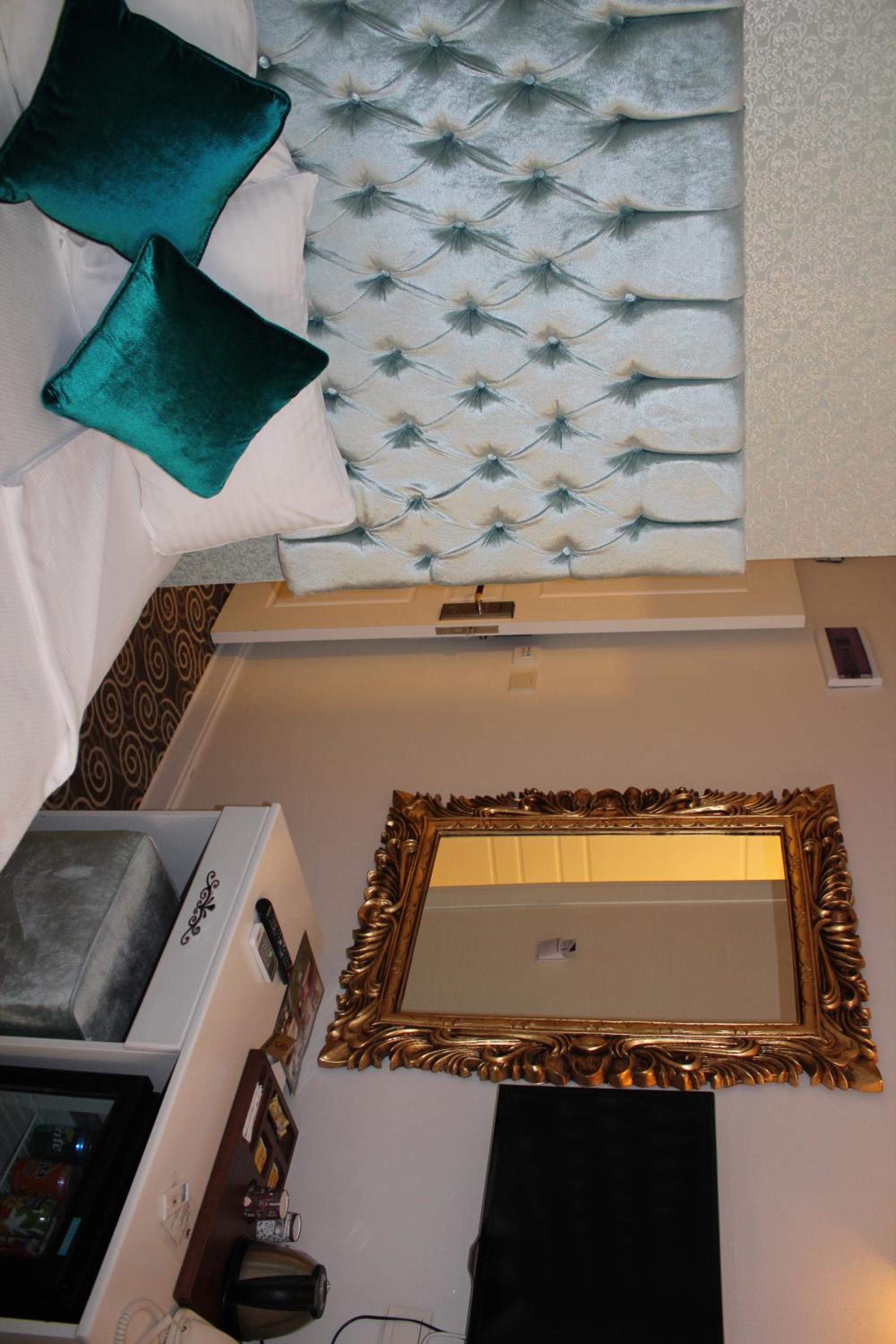Economic Double Room photo 1