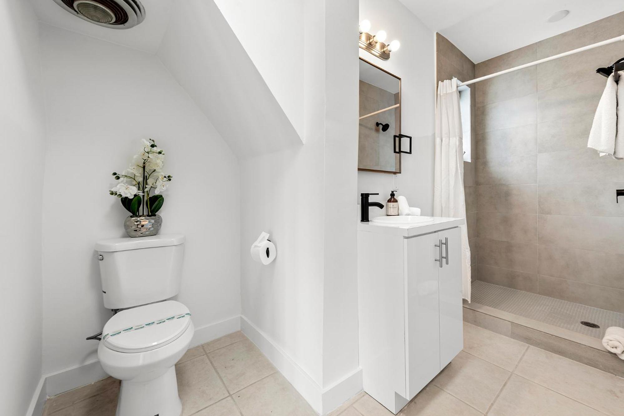 Three-Bedroom Holiday Home  photo 2