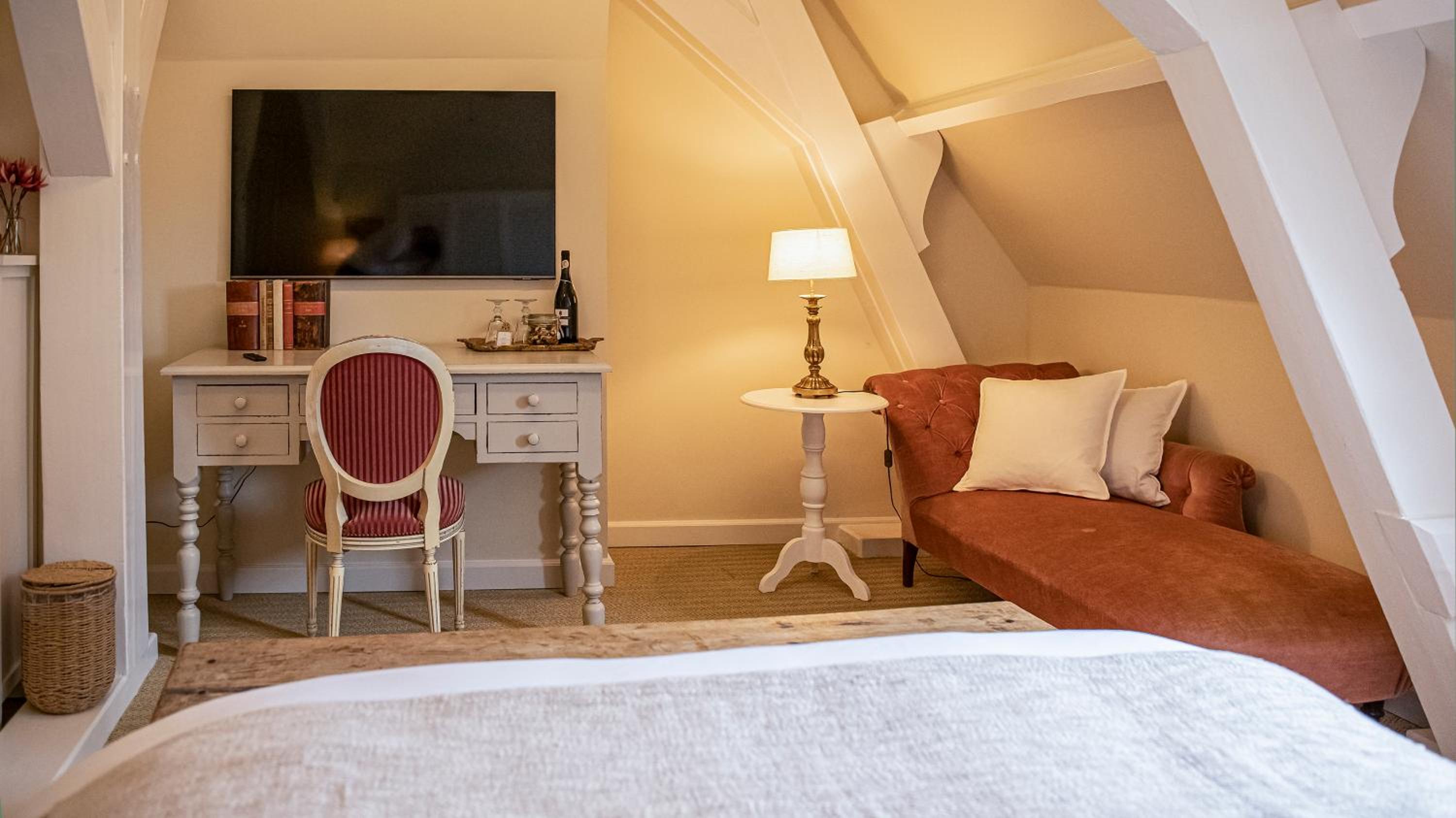 Superior Double Room - Photo 8