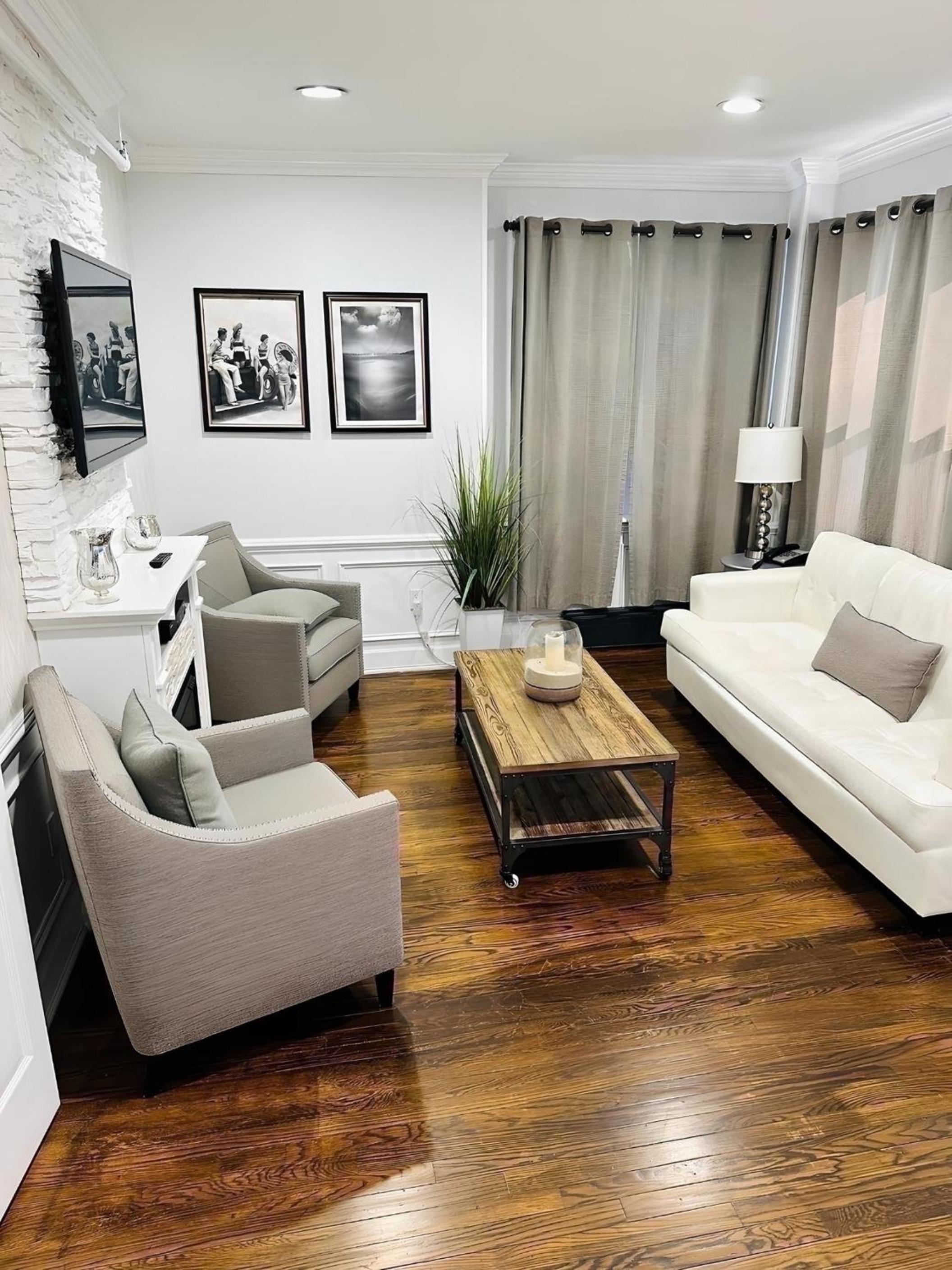 Queen Suite with Sea View photo 2
