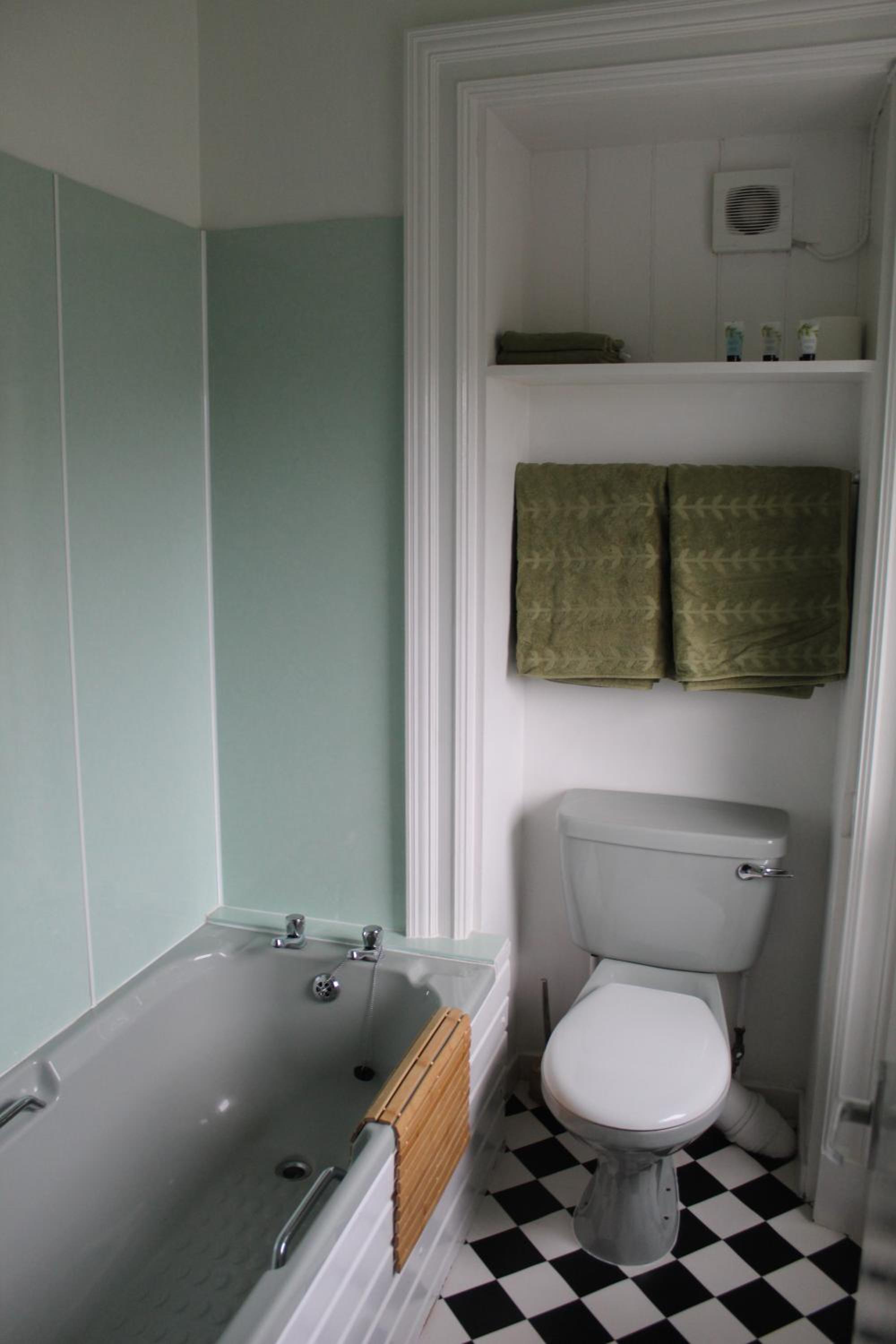 Budget Double Room photo 2