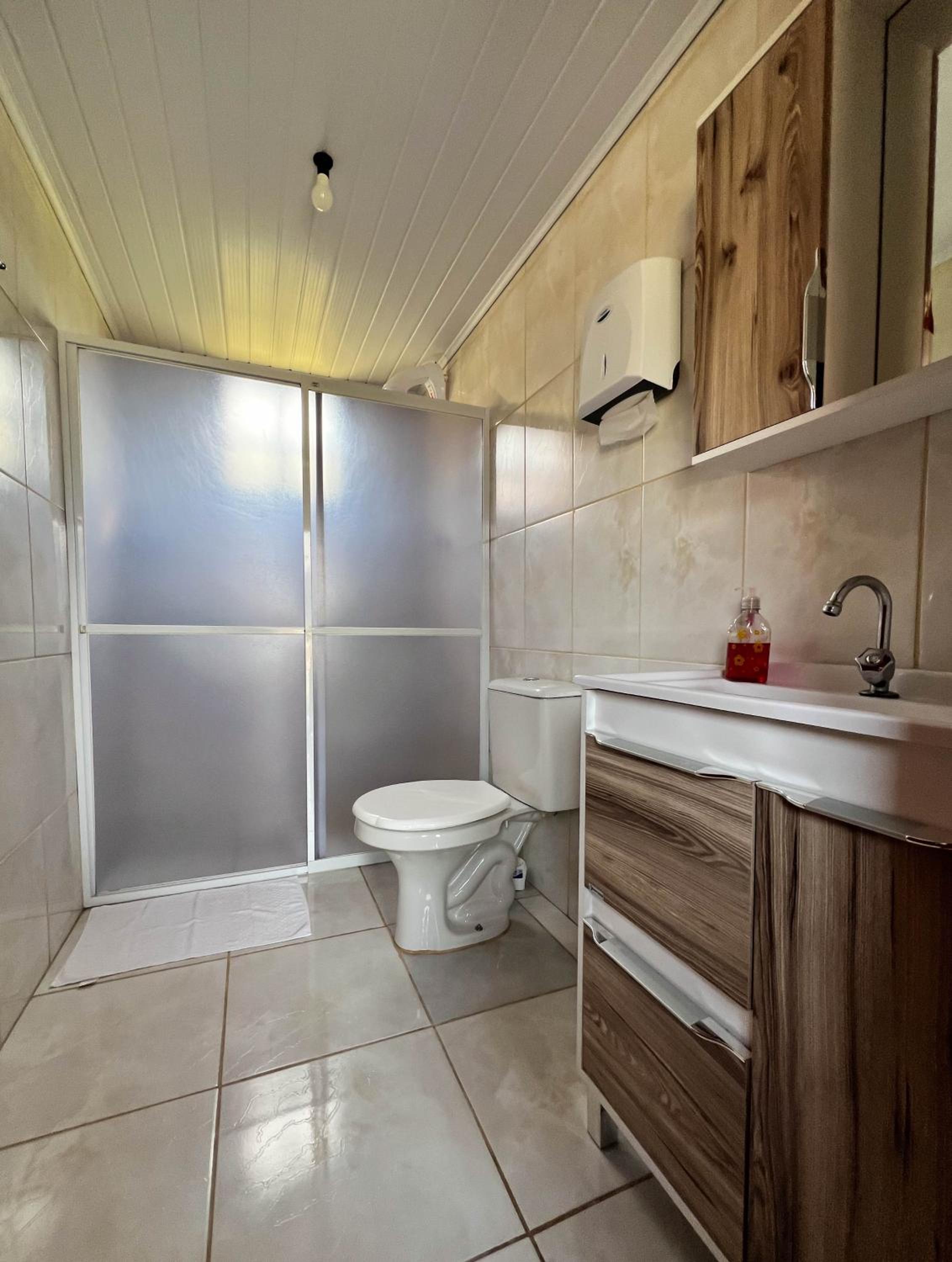 Chalet (7 Adults) - Photo 5