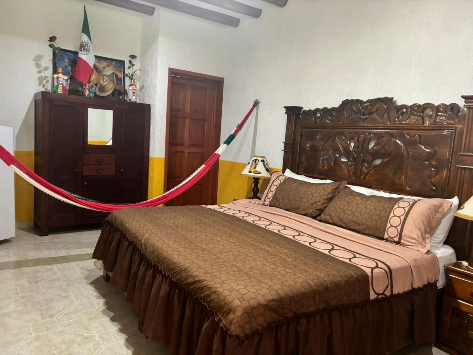 Standard Double Room - Photo 3