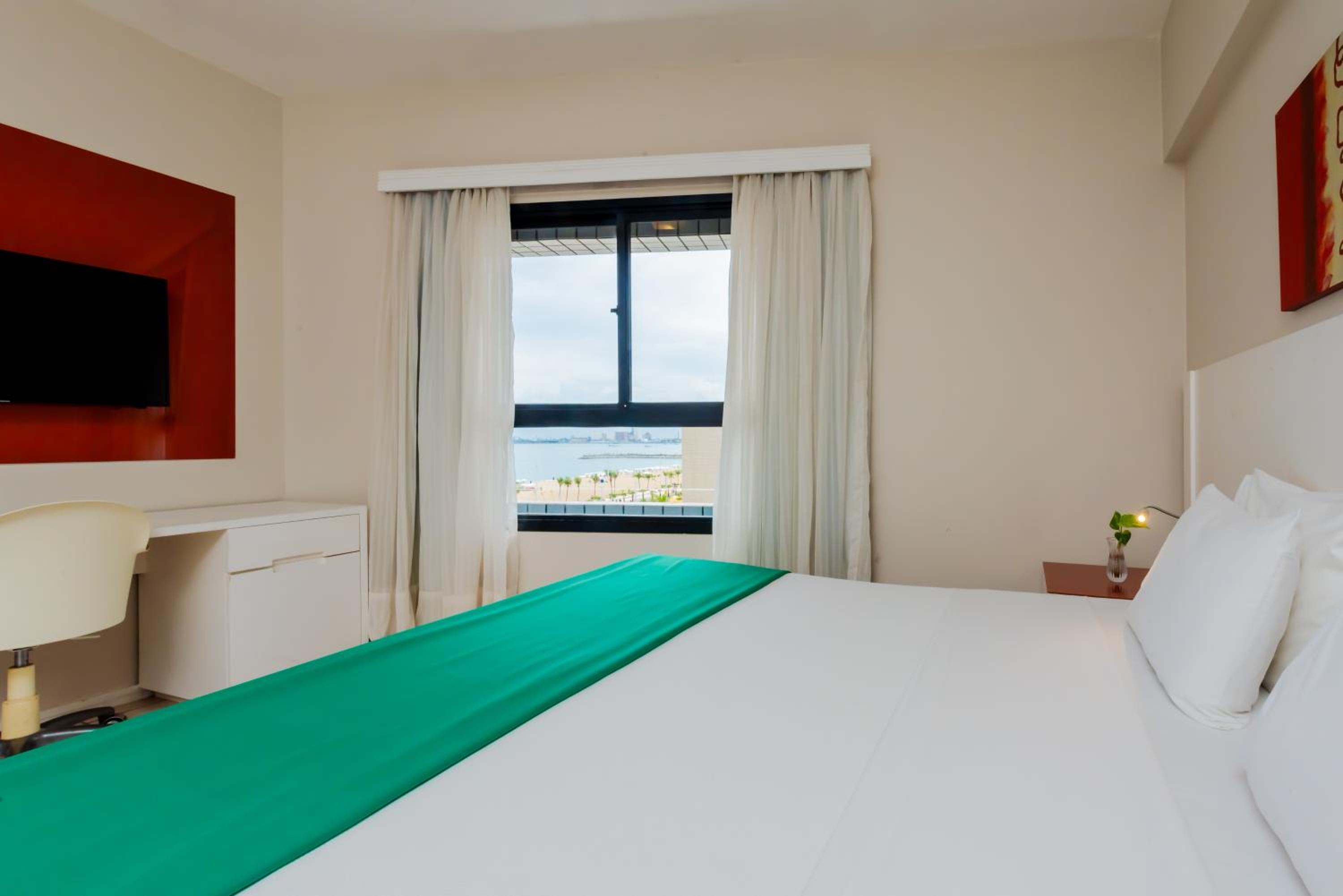 Superior Double Room thumbnail 6