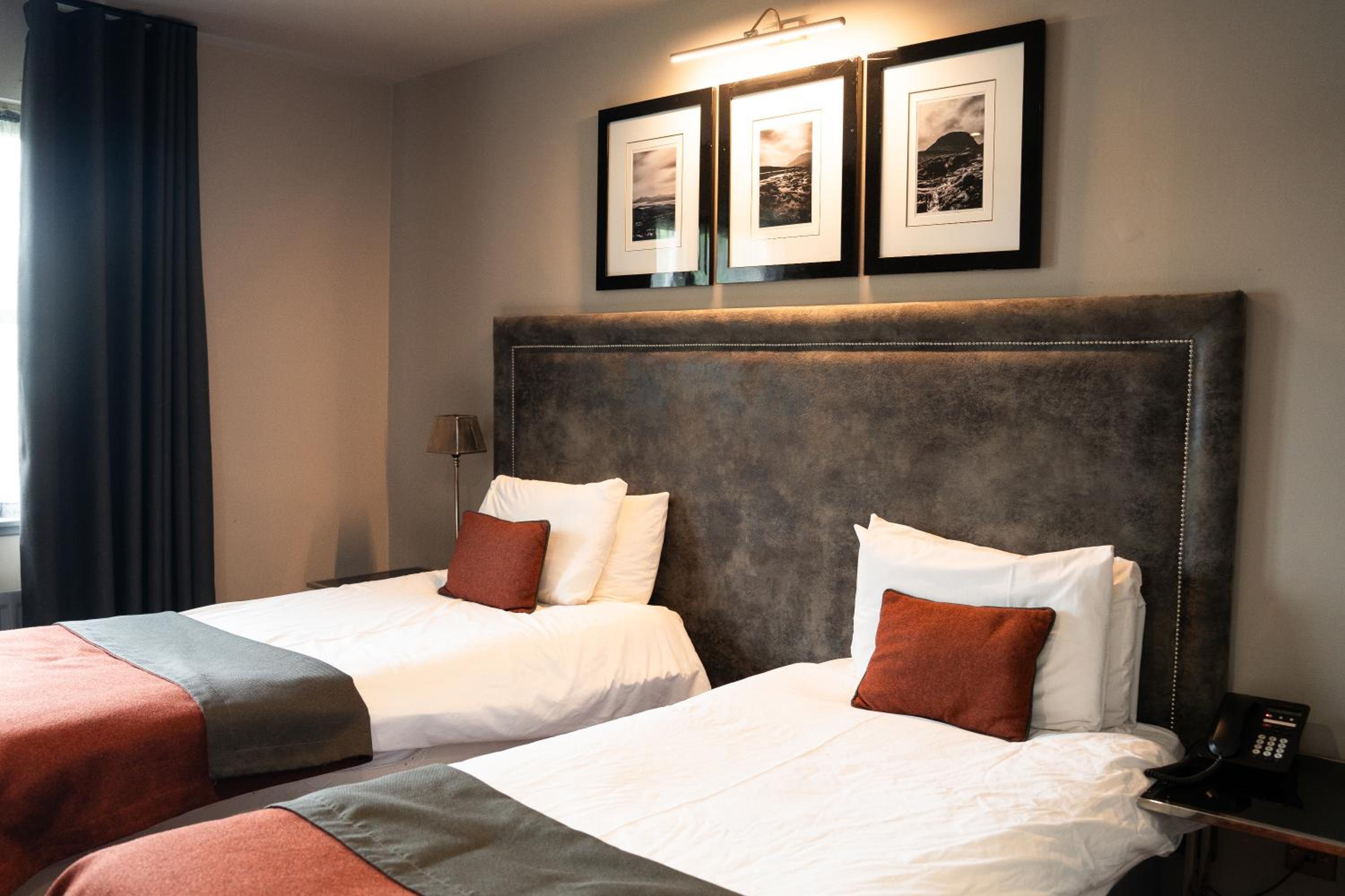 Twin Room - Photo 1