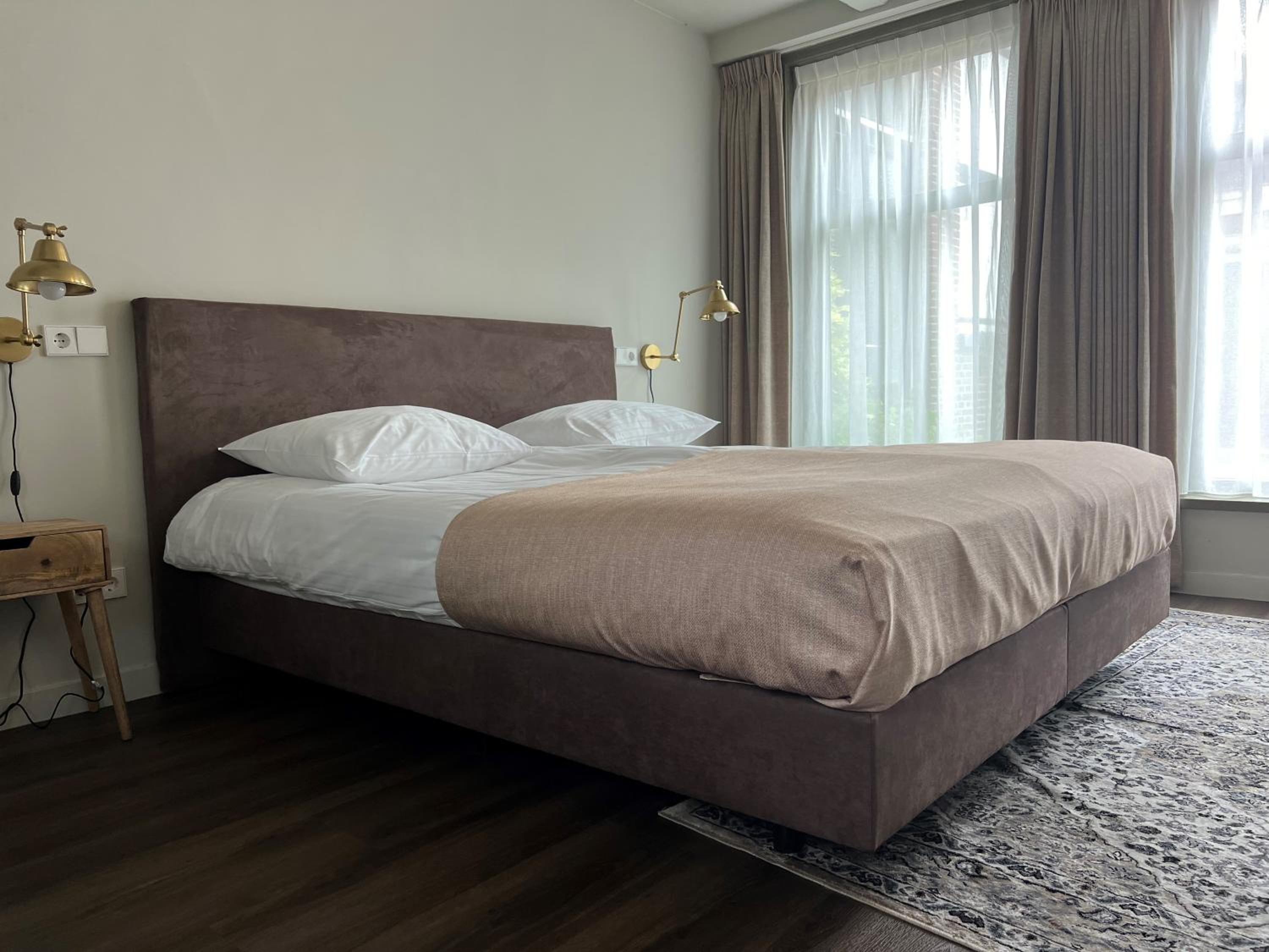 Double or Twin Room with Bathroom - Photo 1
