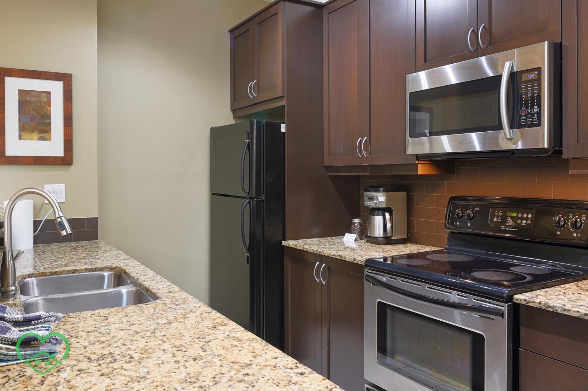 Three-Bedroom Apartment with Balcony