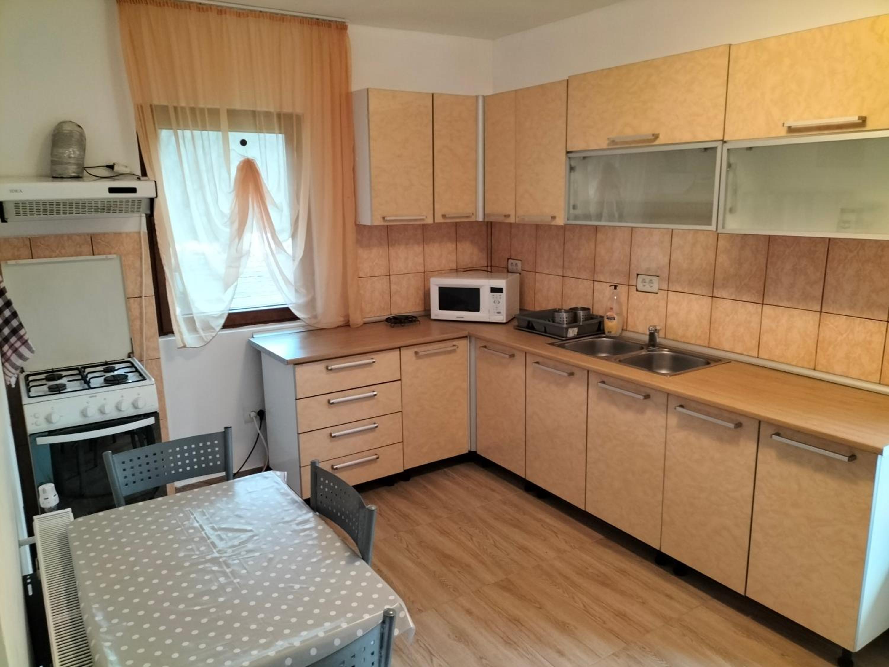 Double Room - Photo 9