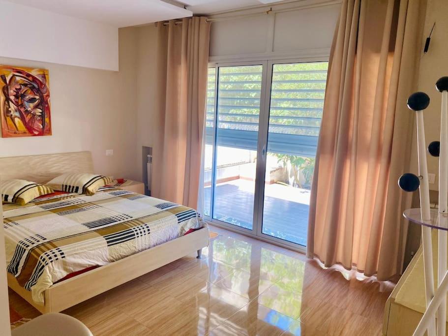 Villa photo 1