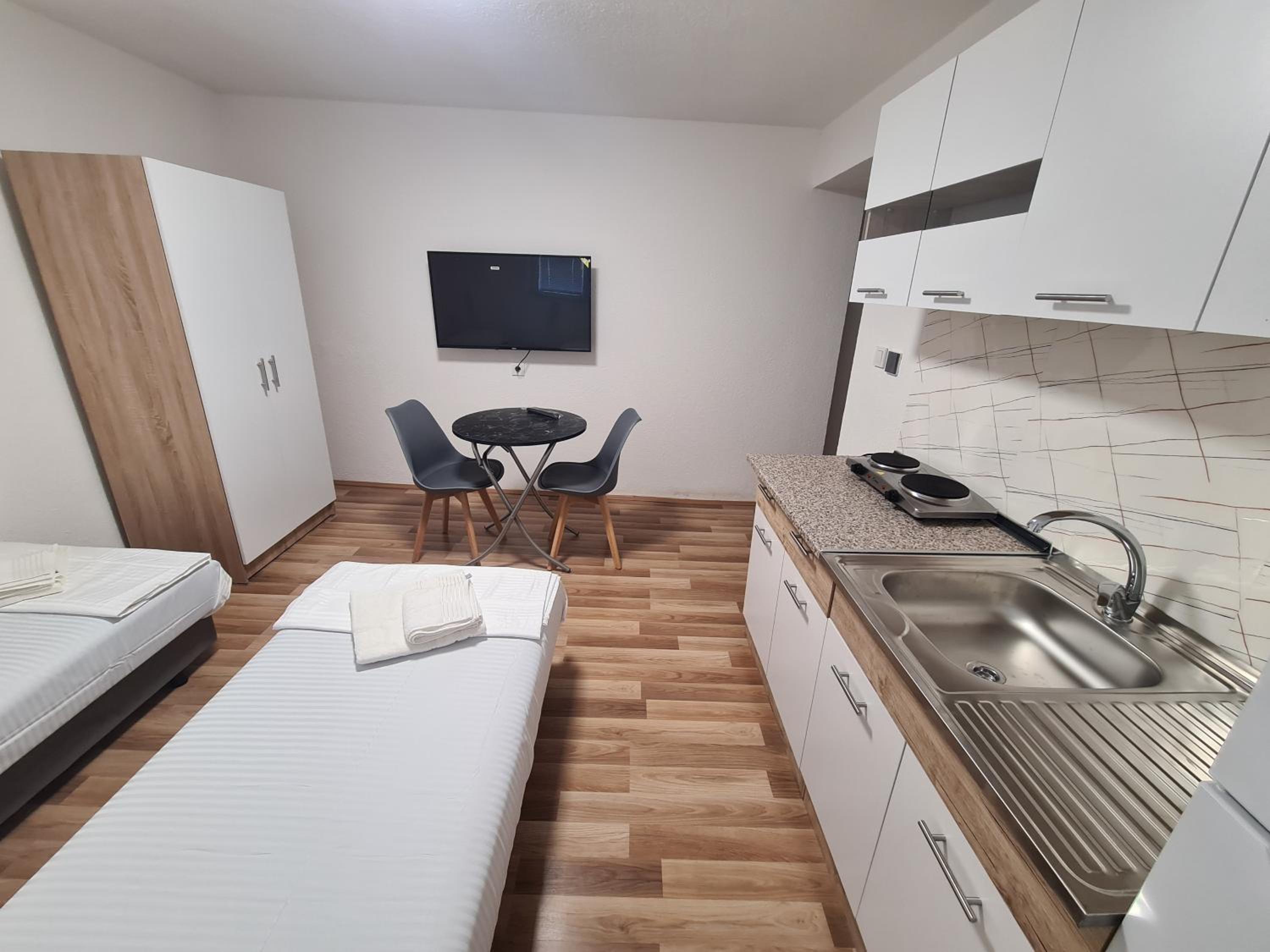 Studio Apartment photo 1