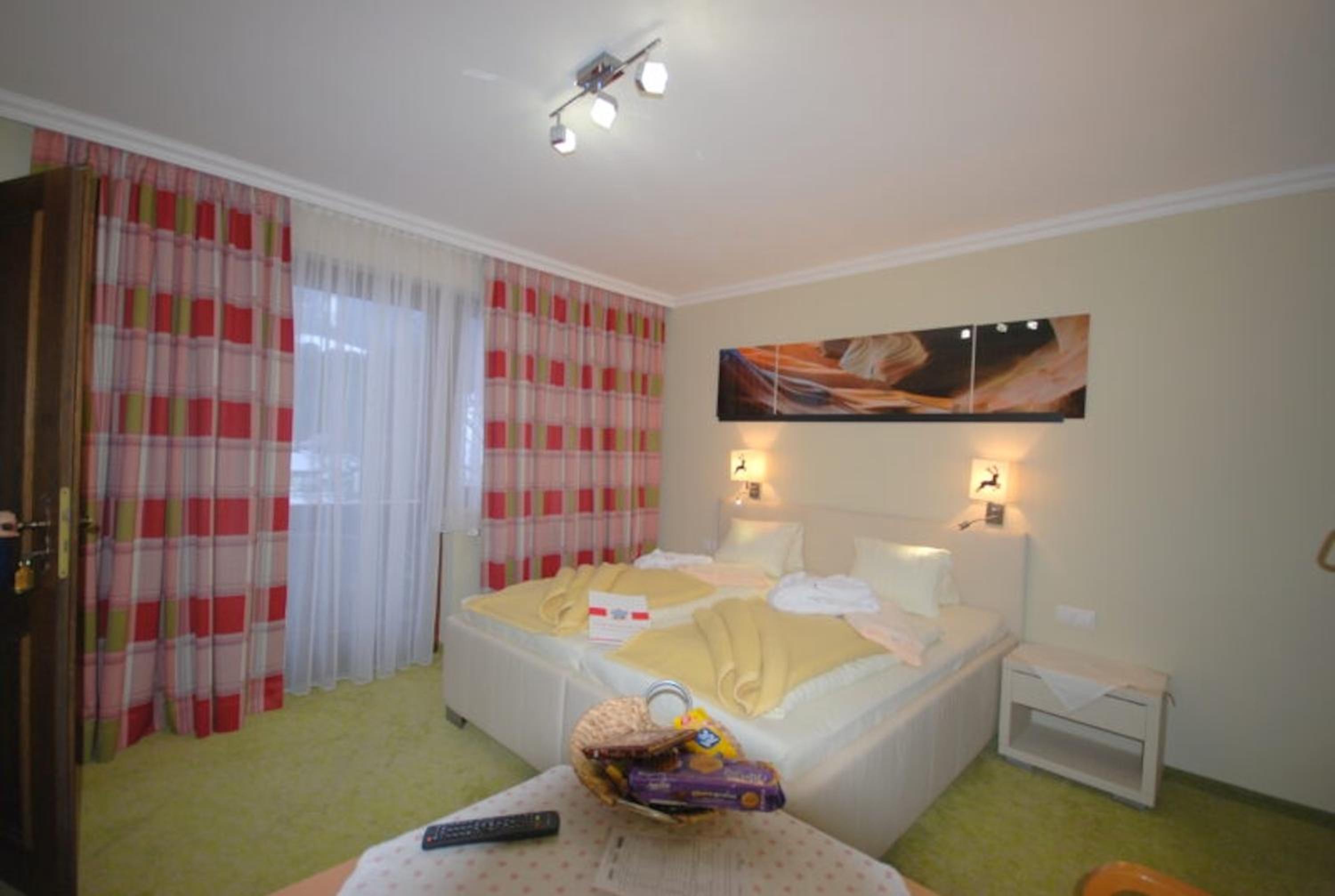 Two-Bedroom Apartment With Terrace photo 2