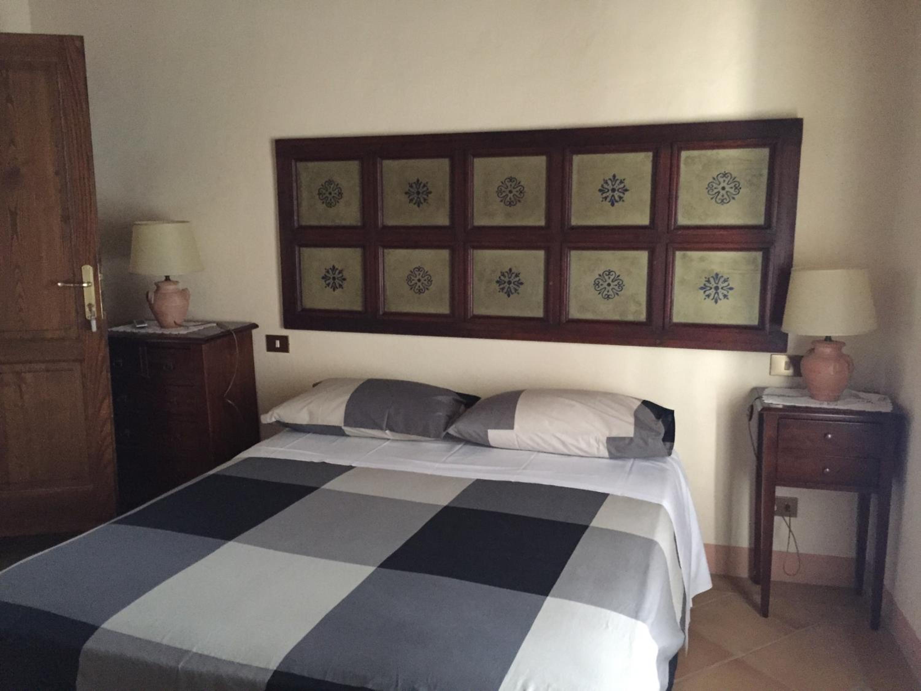 Double Room - Photo 6