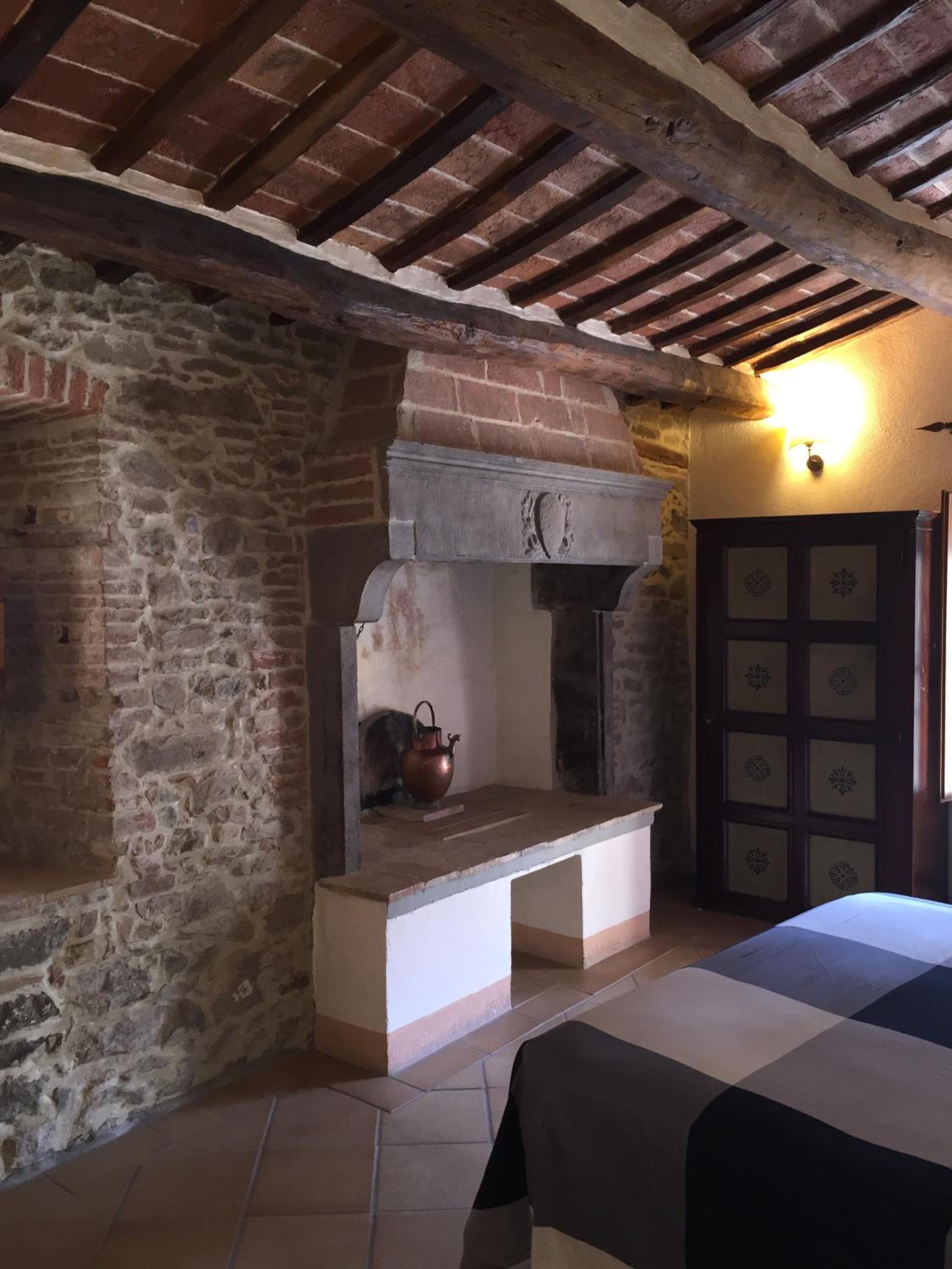Double Room - Photo 5