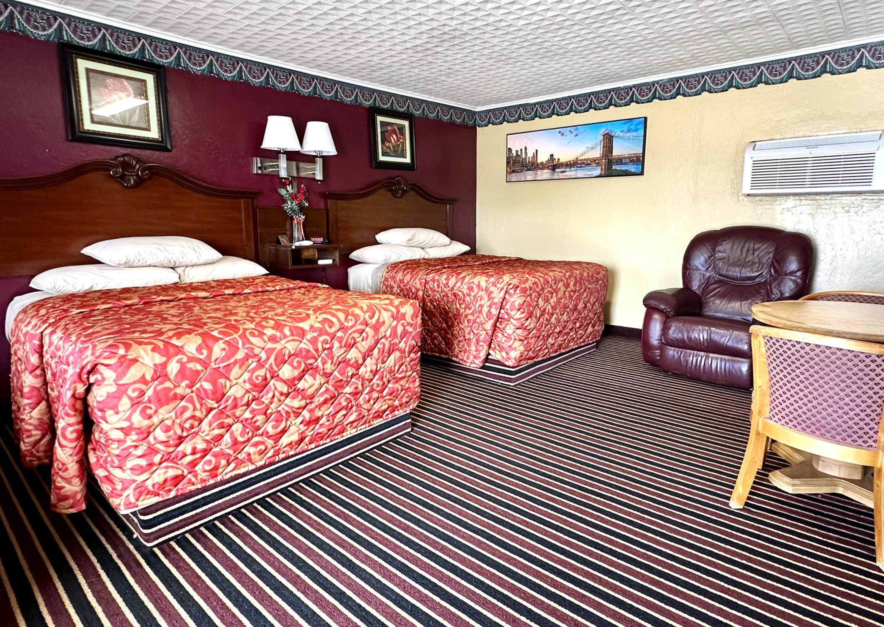 Double Room with Two Double Beds - Non-Smoking