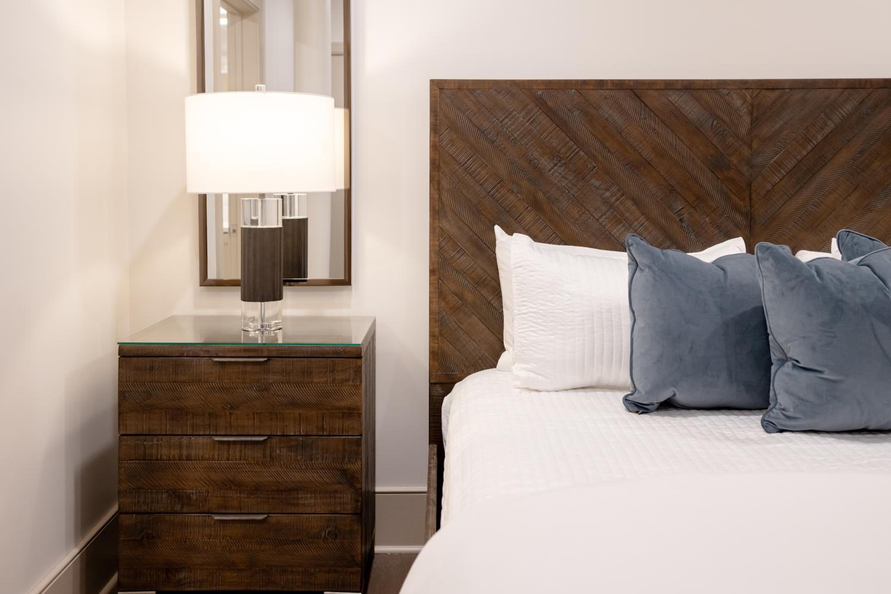 Five-Bedroom Premium Apartment