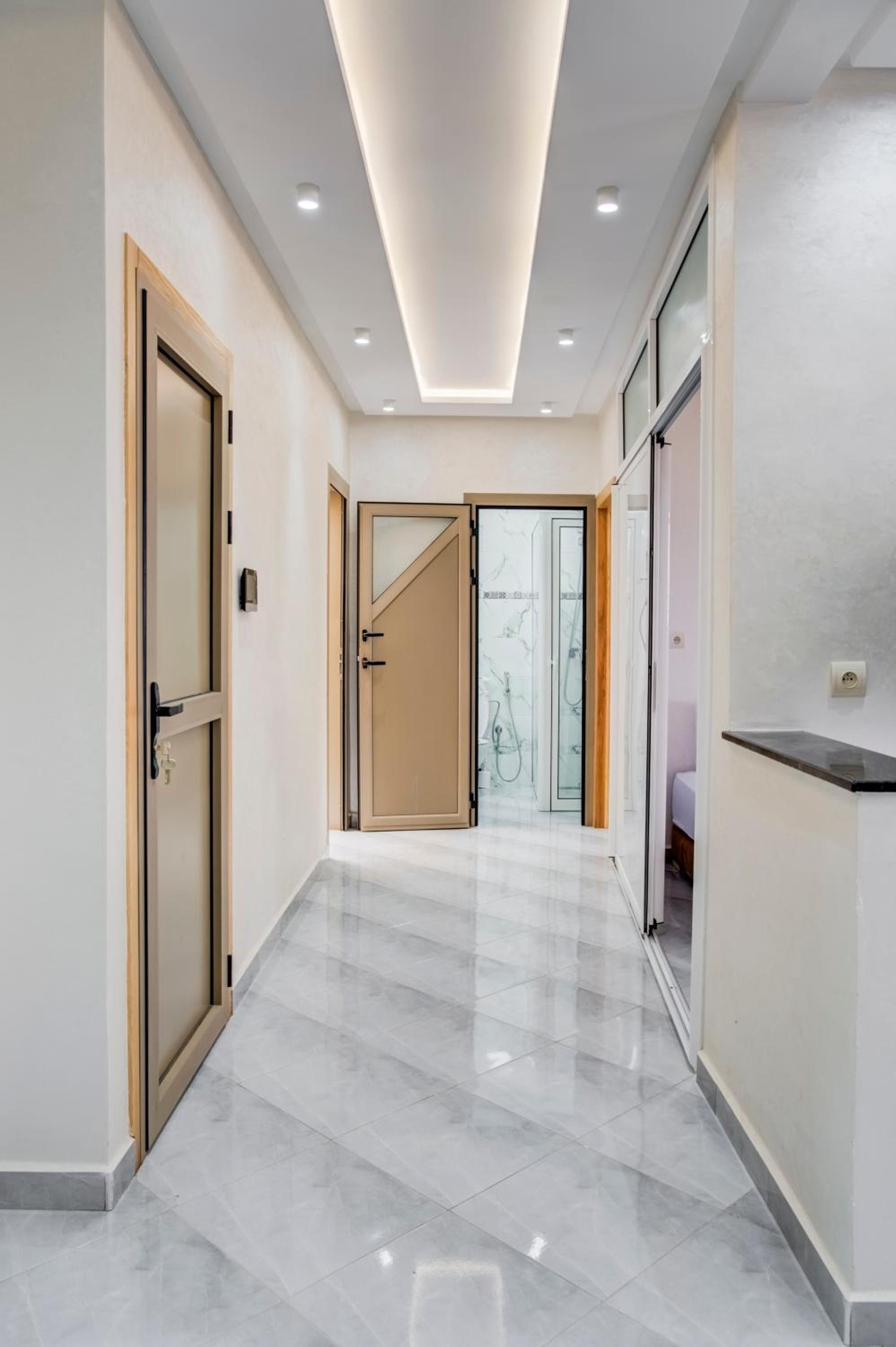 Apartment - Ground Floor photo 2