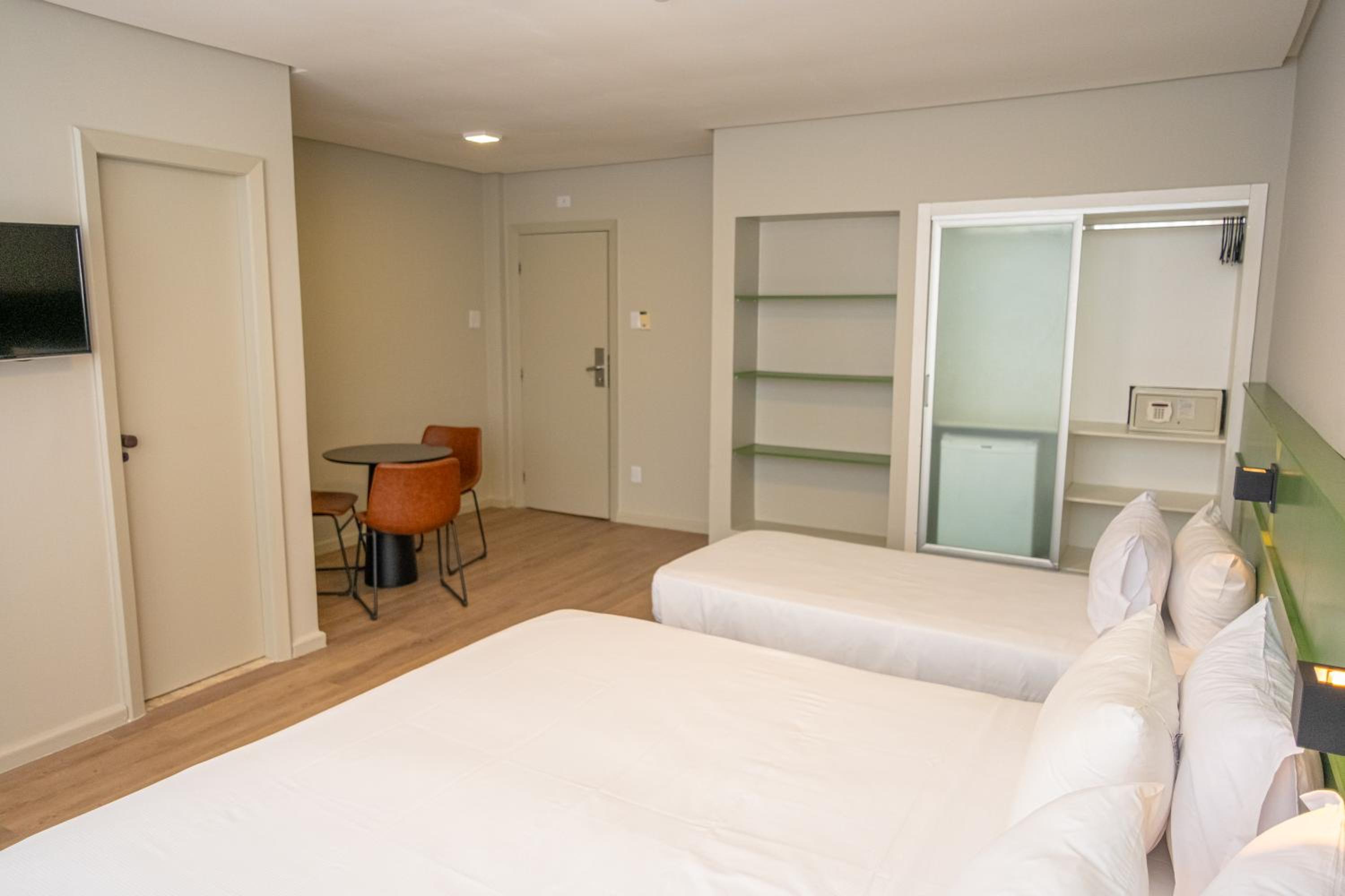 Standard Plus Triple Room photo 2