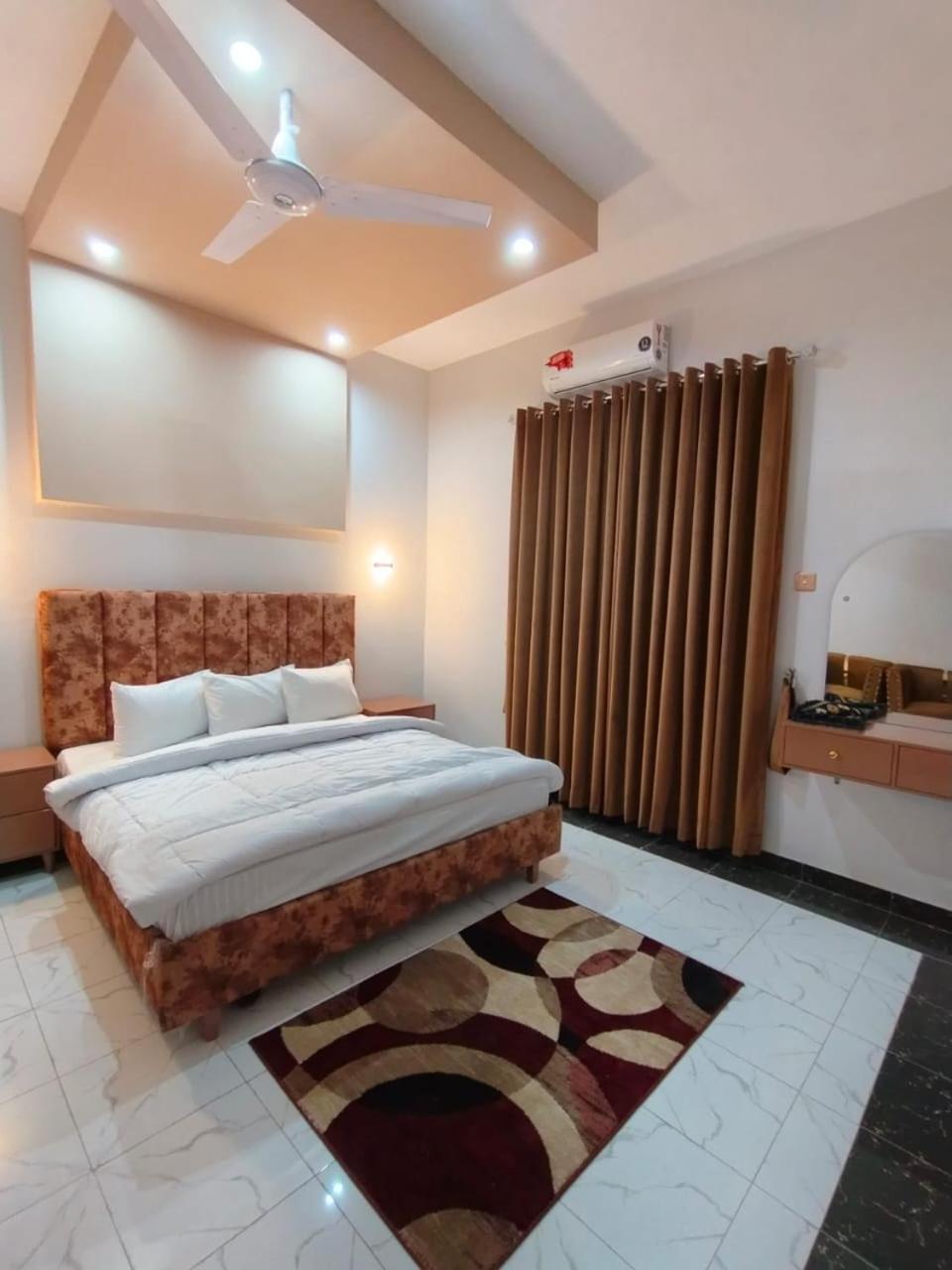 Deluxe Family Suite photo 3