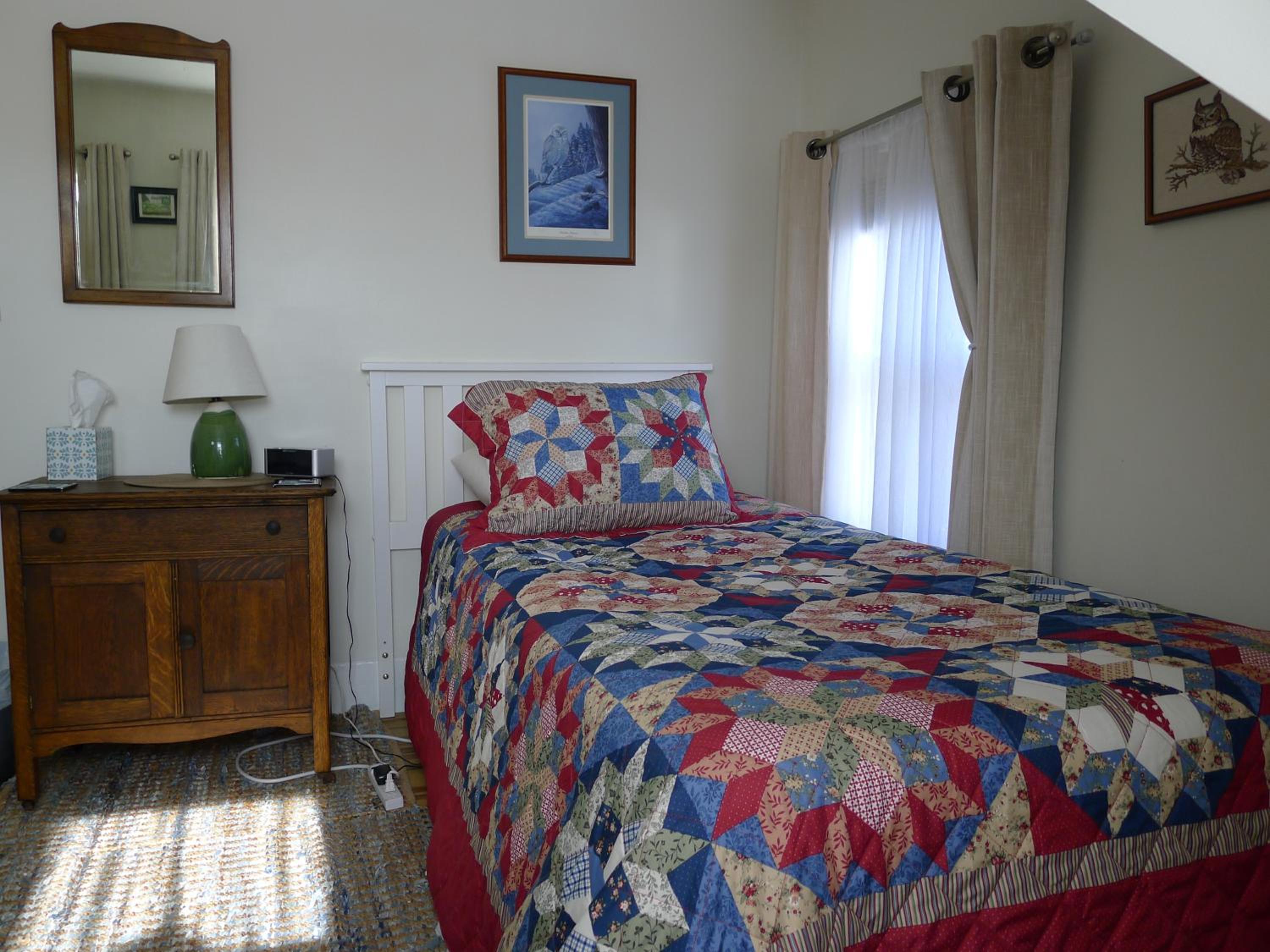 Three-Bedroom House photo 1