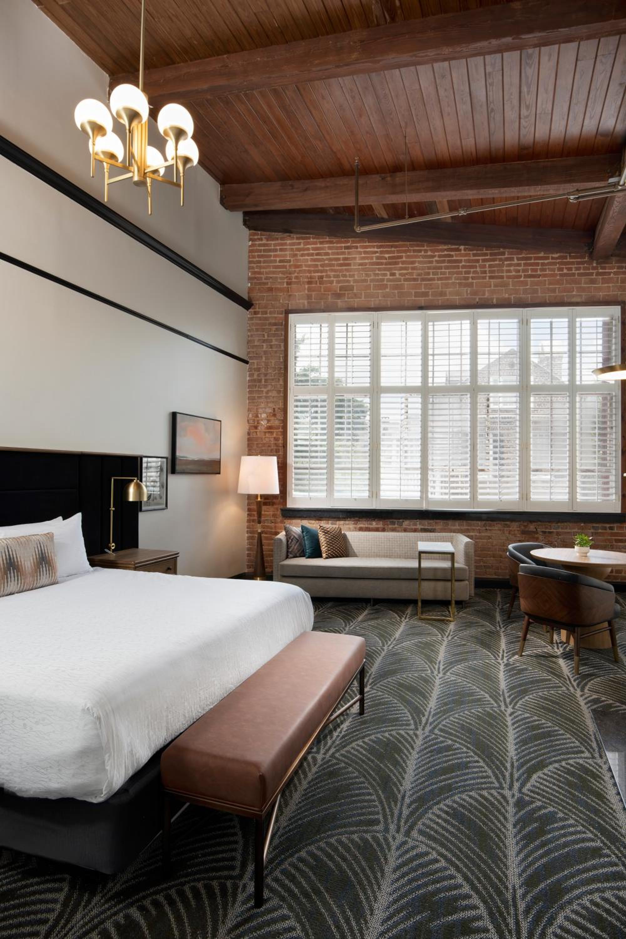 Superior King Room