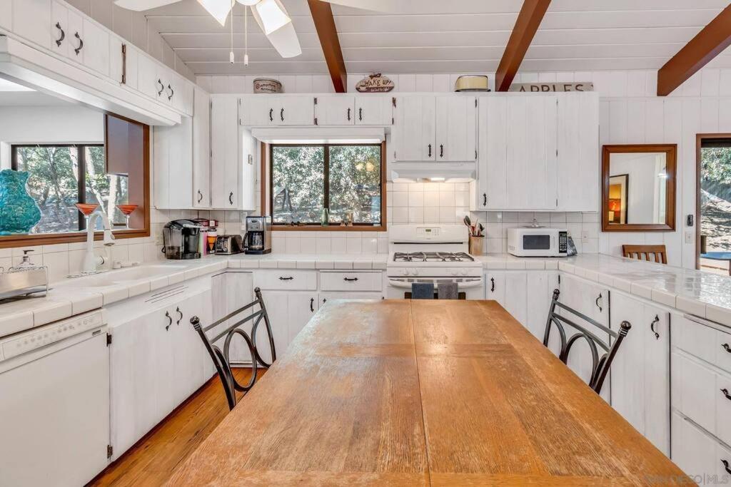 Three-Bedroom Villa - Photo 42
