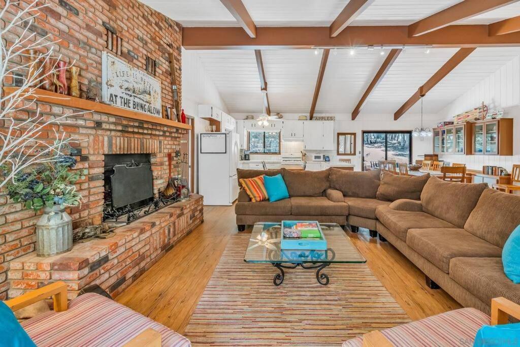 Three-Bedroom Villa - Photo 43