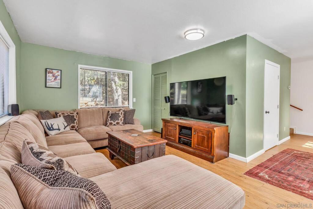Three-Bedroom Villa - Photo 18