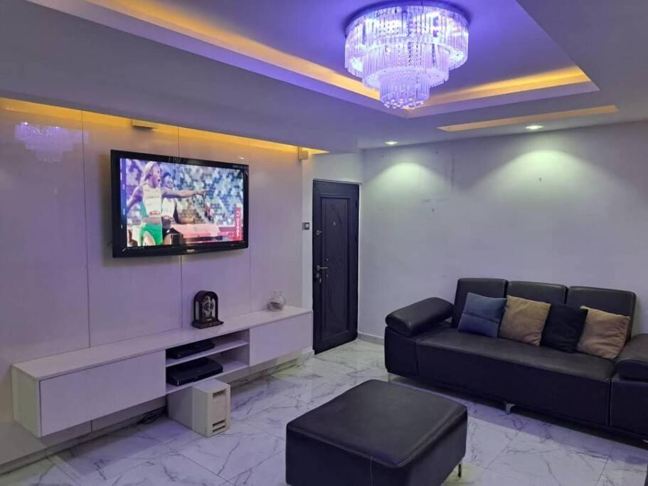 One-Bedroom House photo 1