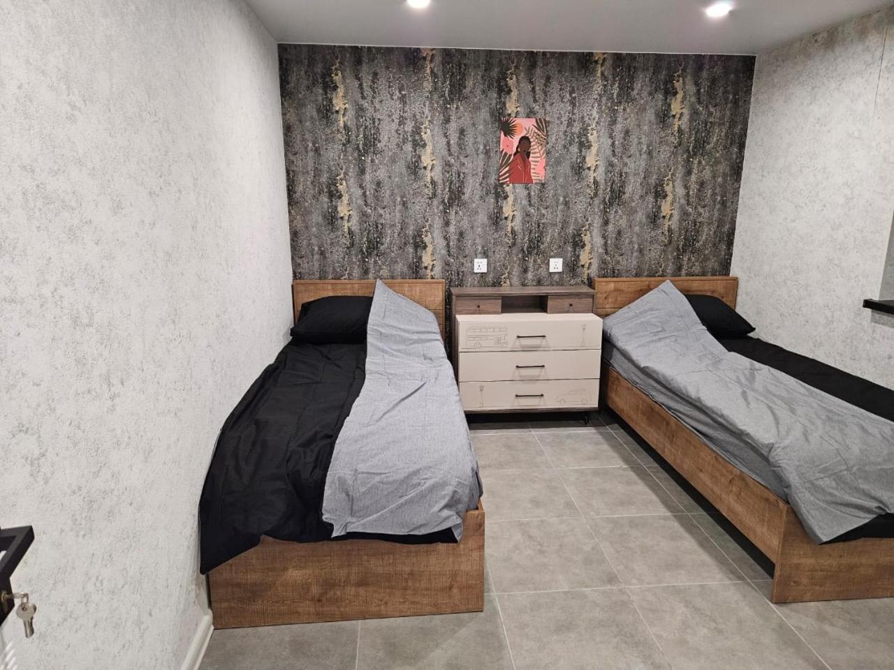 One-Bedroom House photo 3