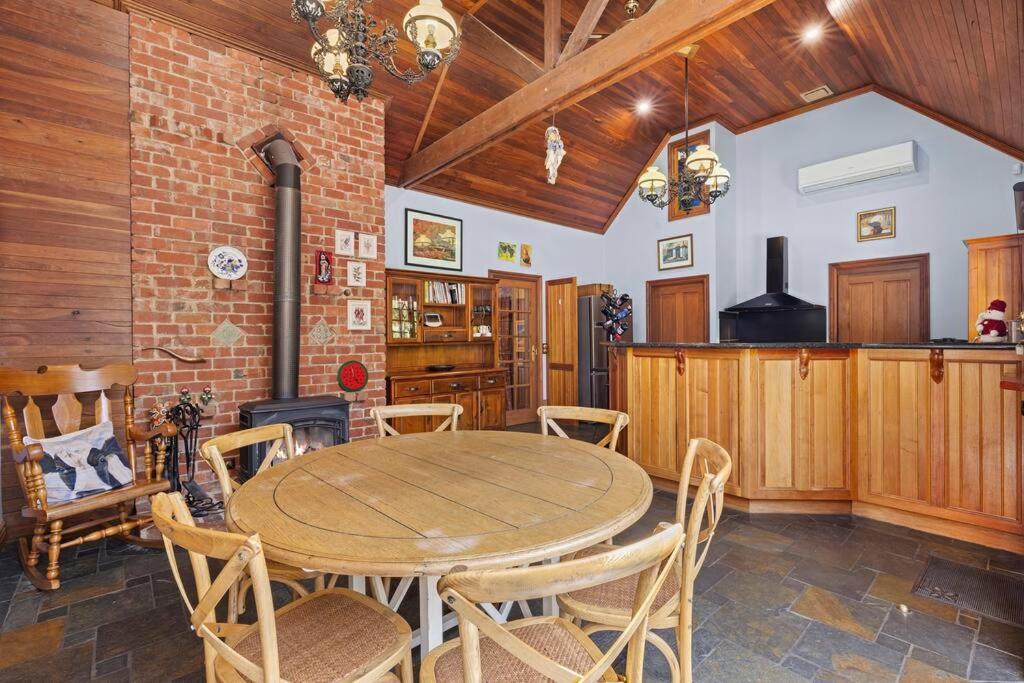 Villa photo 3