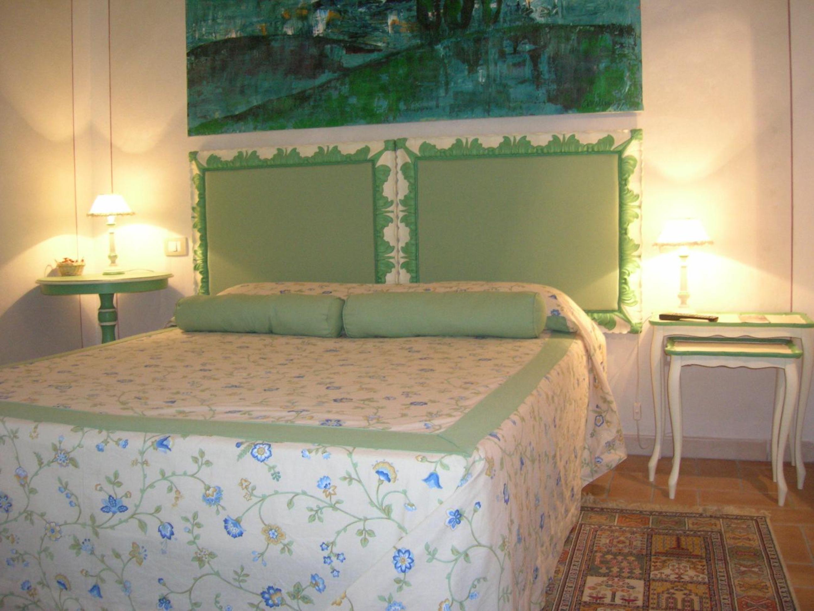 Family Room (2 Adults + 2 Children)