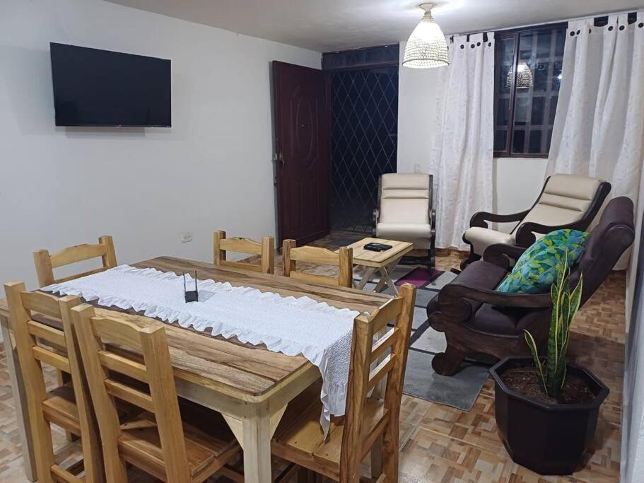 Three-Bedroom House photo 1
