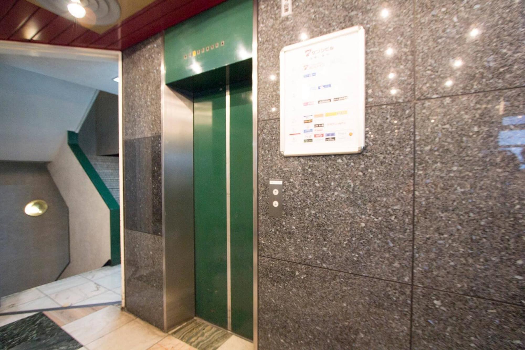 Apartment - Photo 75