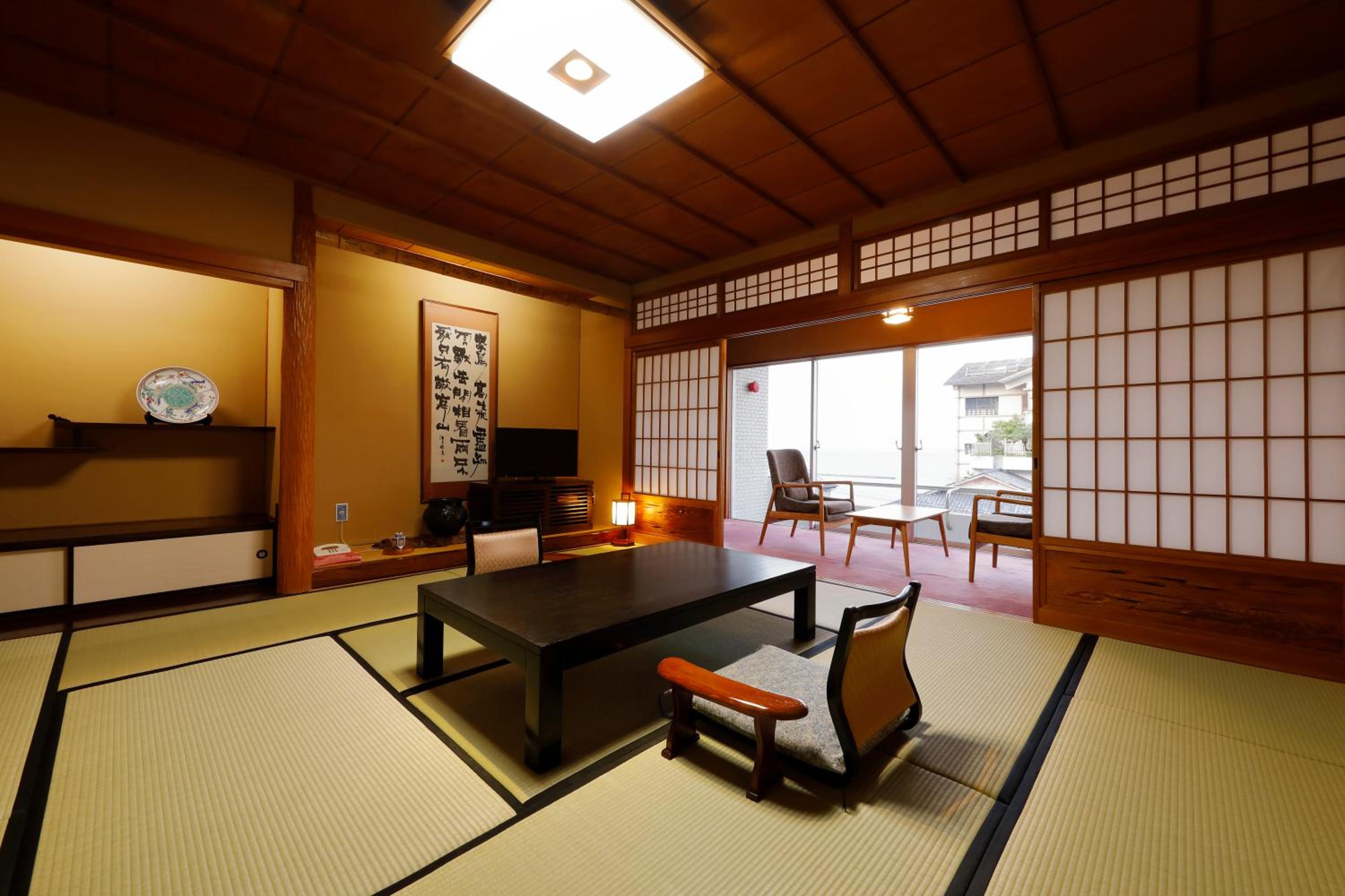 Japanese-Style Deluxe Room - Non-Smoking - Photo 4
