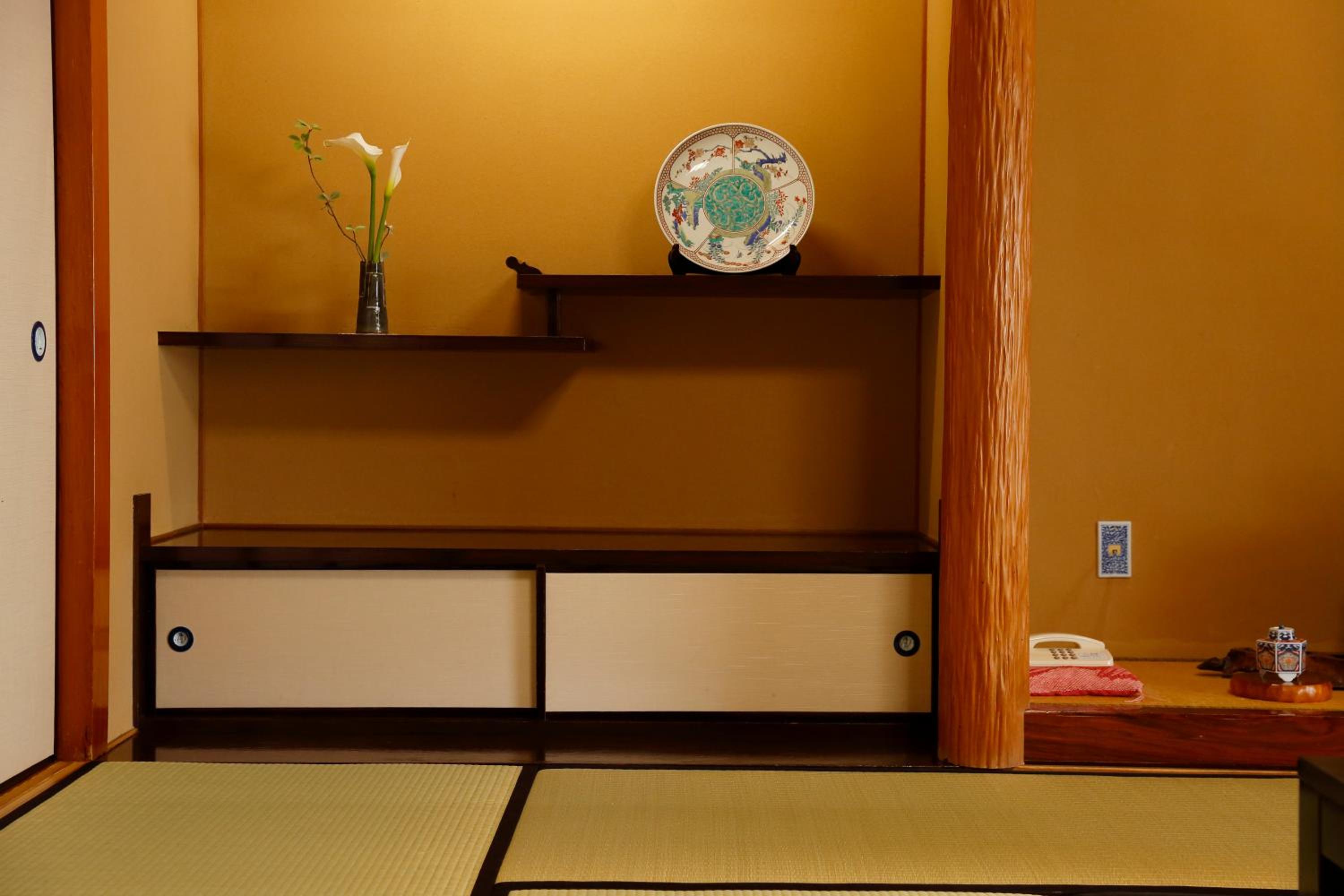 Japanese-Style Deluxe Room - Non-Smoking - Photo 2