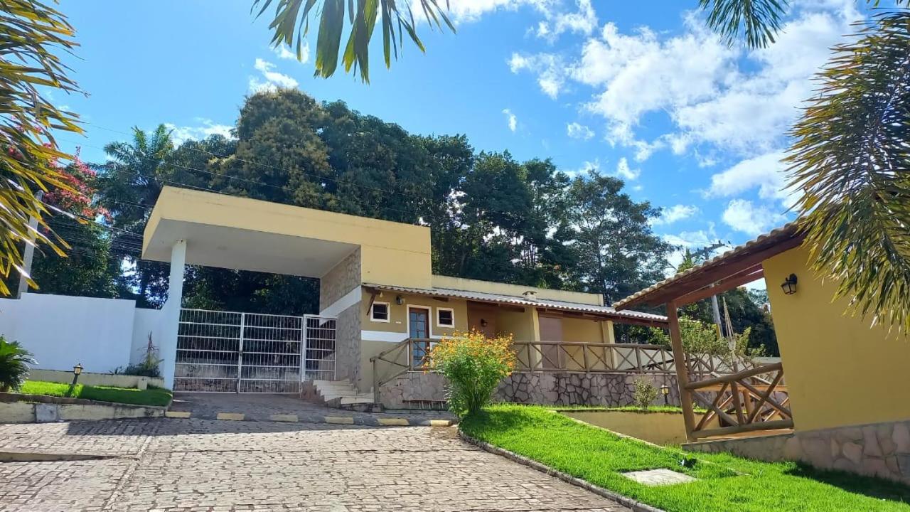 Three-Bedroom House photo 2