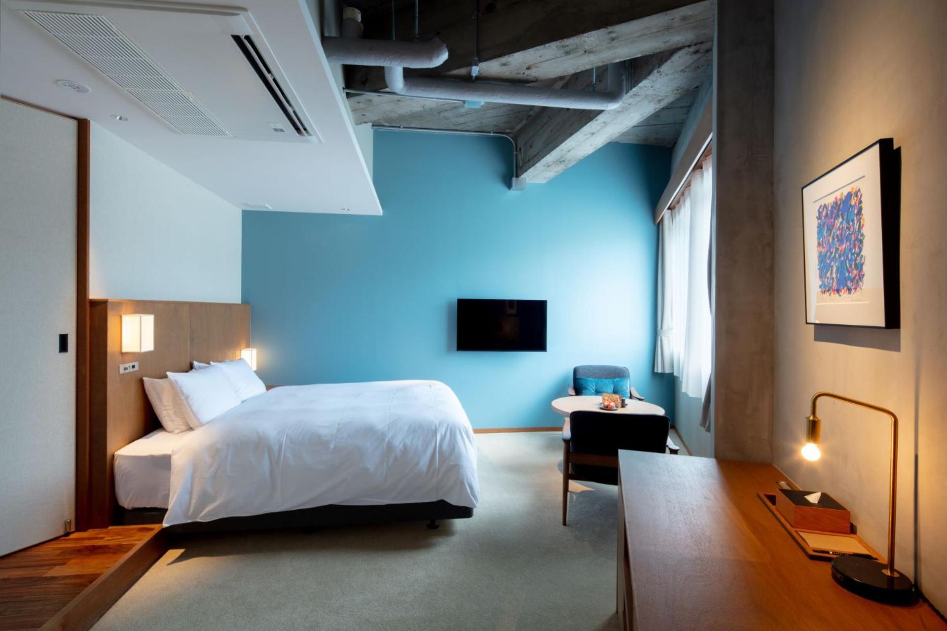 Standard King Room