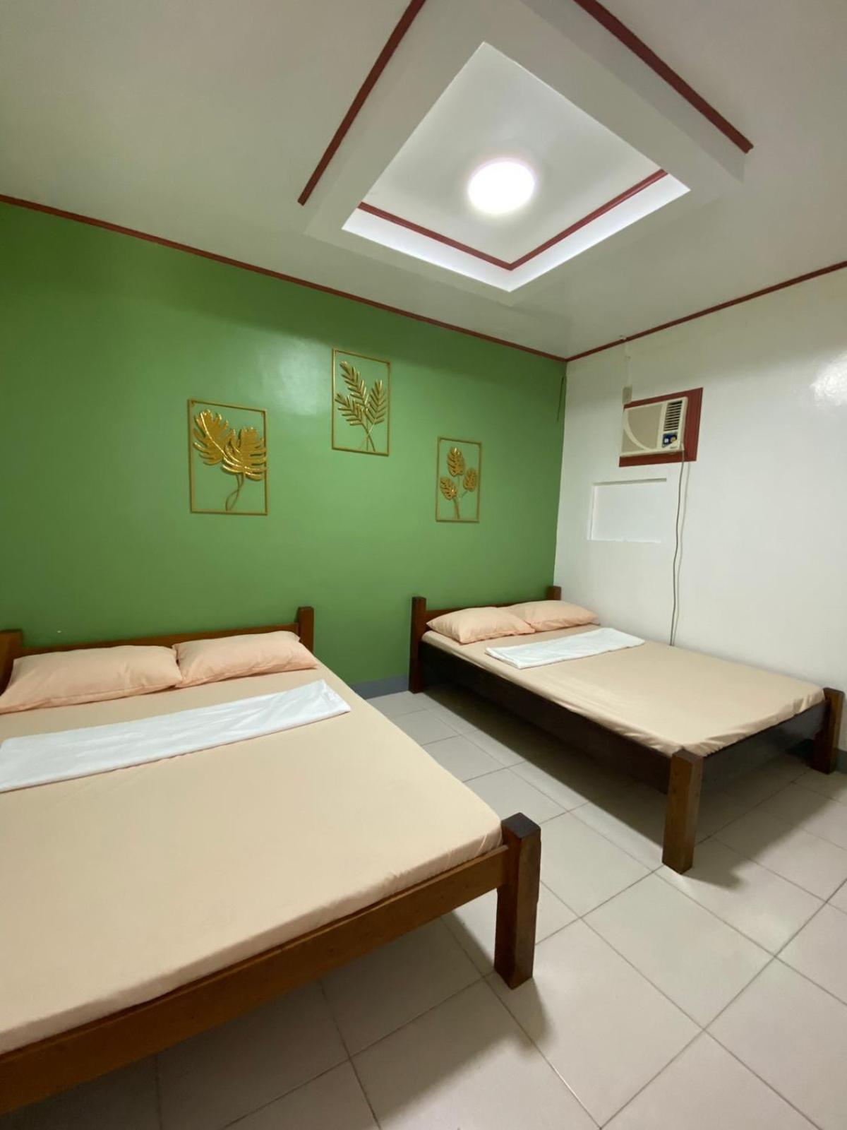 Standard Triple Room photo 3