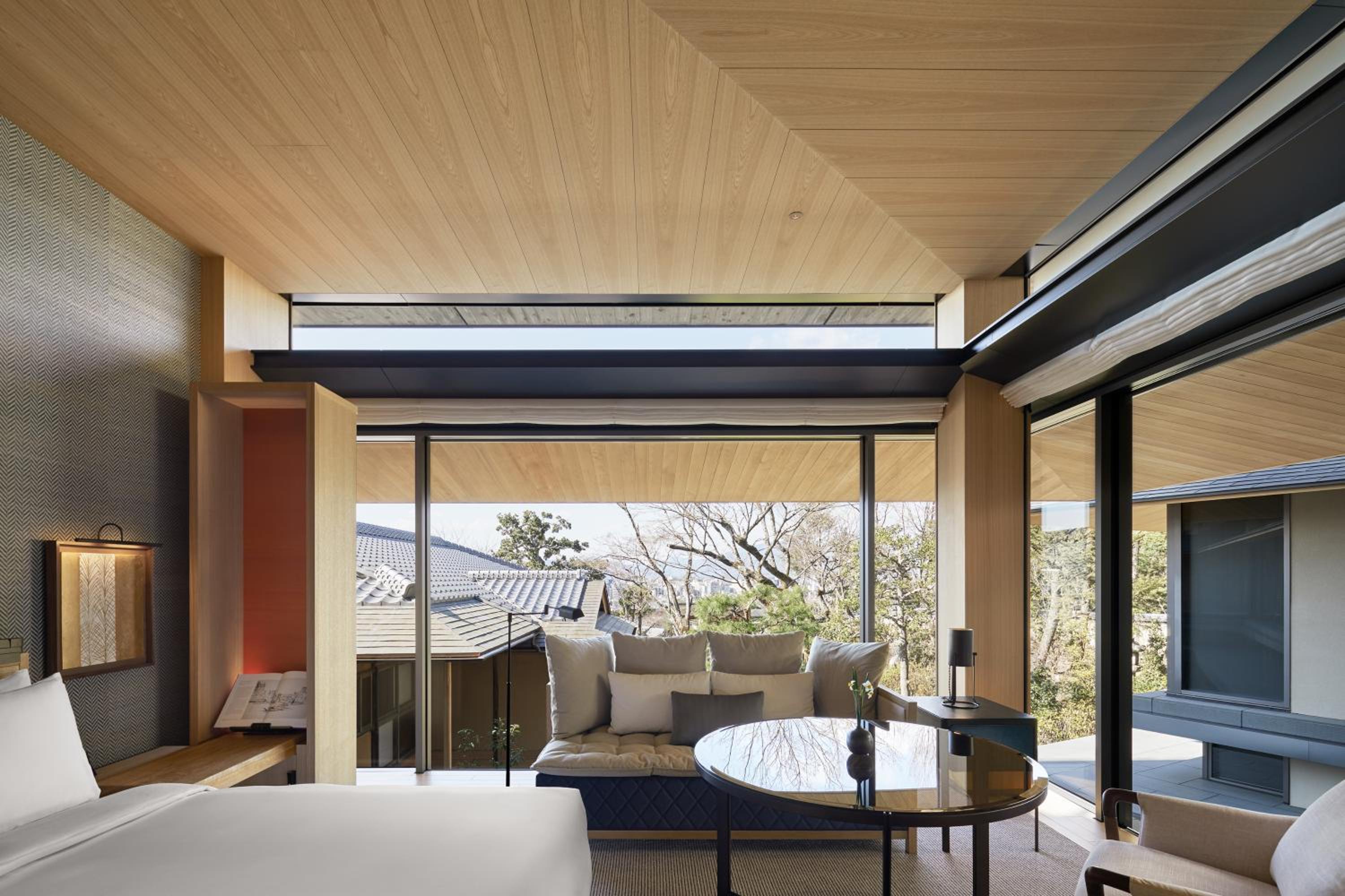 King Room with Garden View - Photo 5