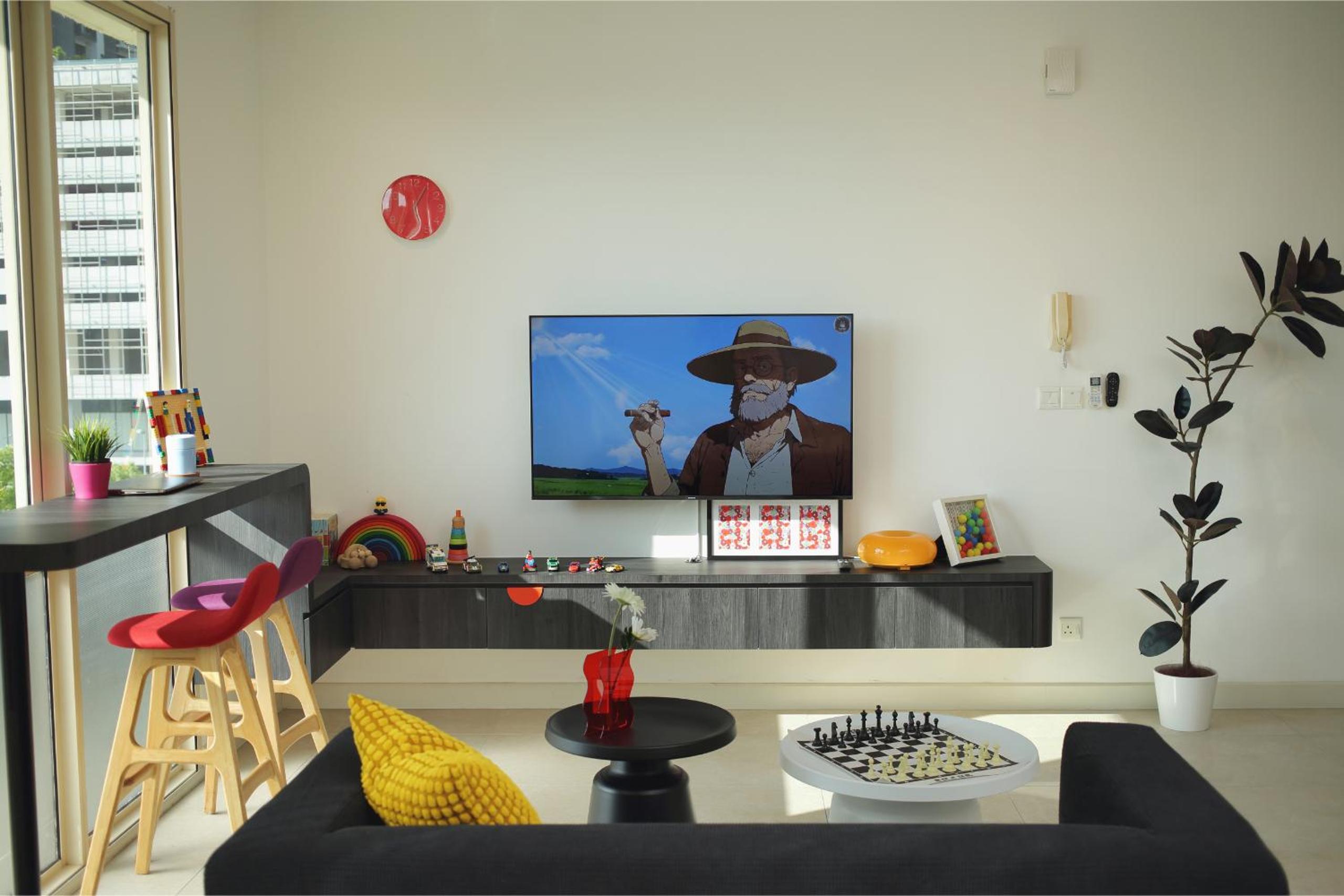 Two-Bedroom Apartment with View photo 2